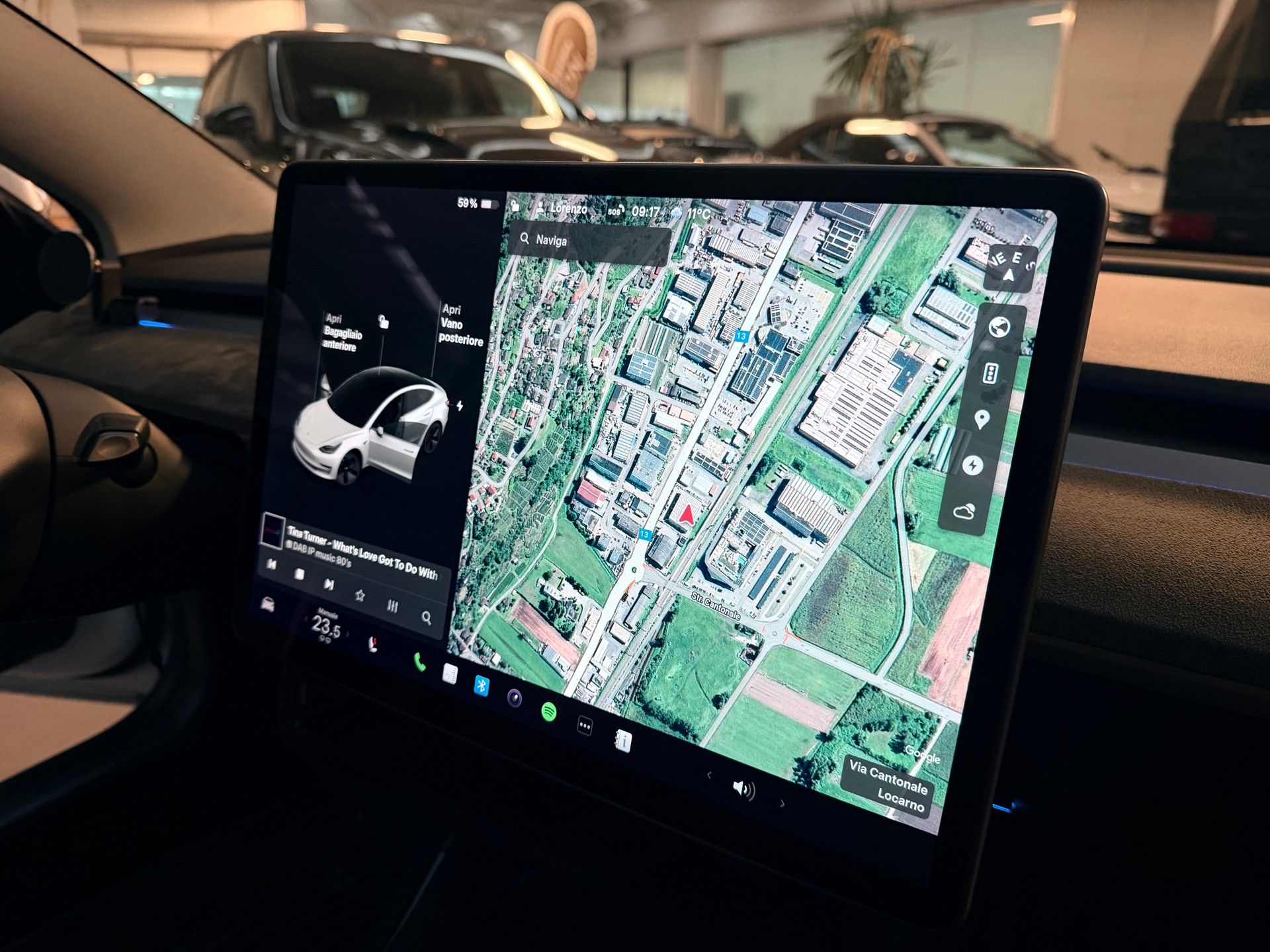 TESLA Model 3 Long Range Dual Motor AWD - 10