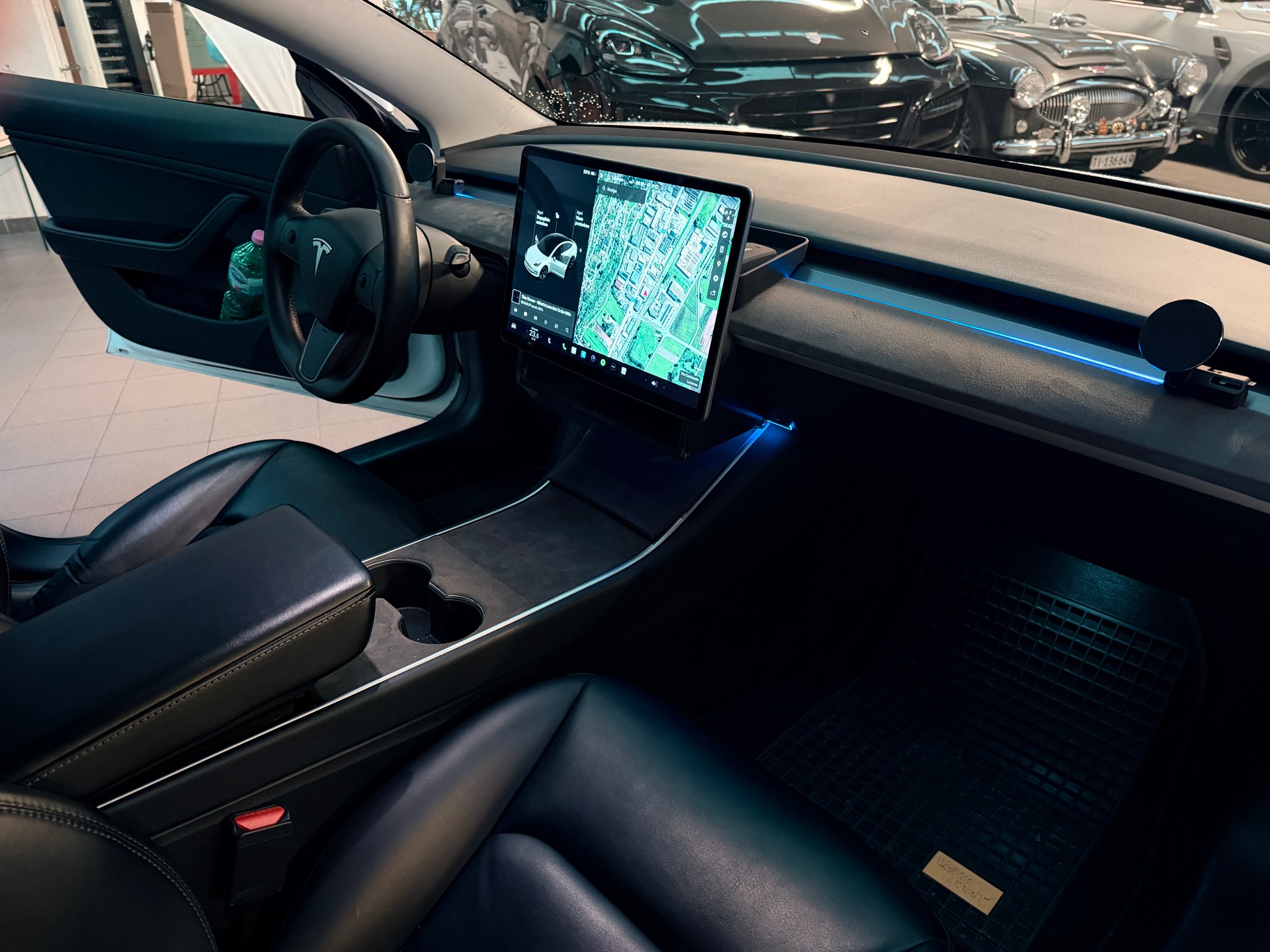 TESLA Model 3 Long Range Dual Motor AWD - 6