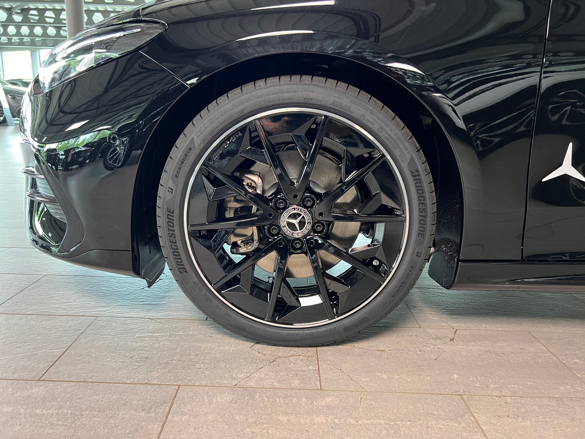 MERCEDES-BENZ CLA Shooting Brake 220 4Matic 8G-DCT - 5