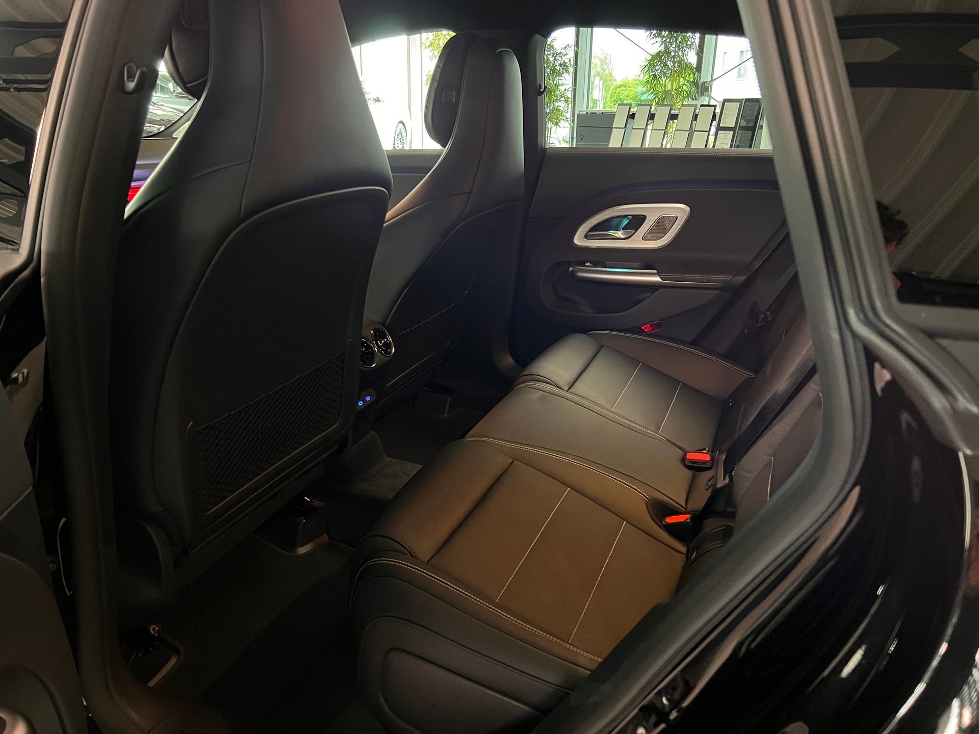 MERCEDES-BENZ CLA Shooting Brake 220 4Matic 8G-DCT - 8