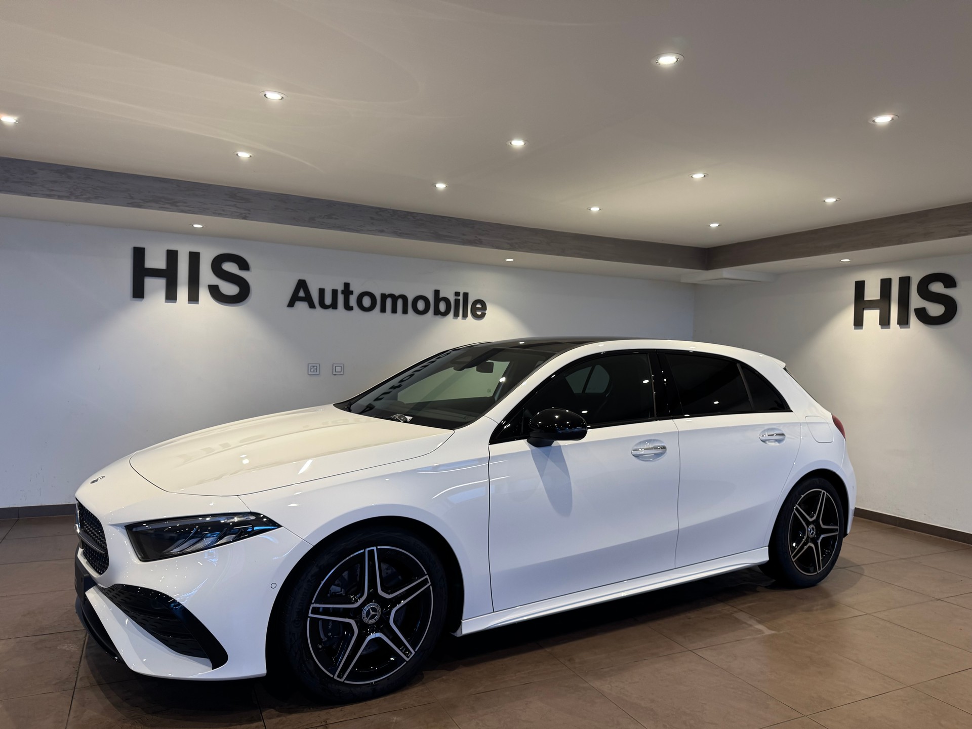 MERCEDES-BENZ A 250 AMG Line 4m - 3
