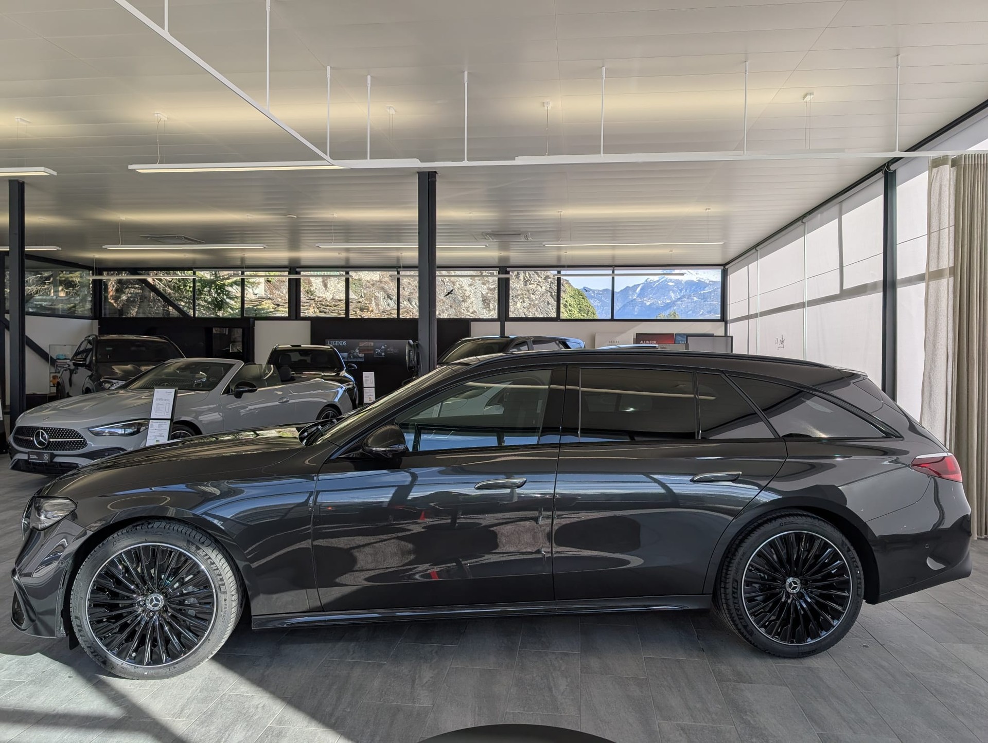 MERCEDES-BENZ E 450 9G-Tronic 4Matic - 2