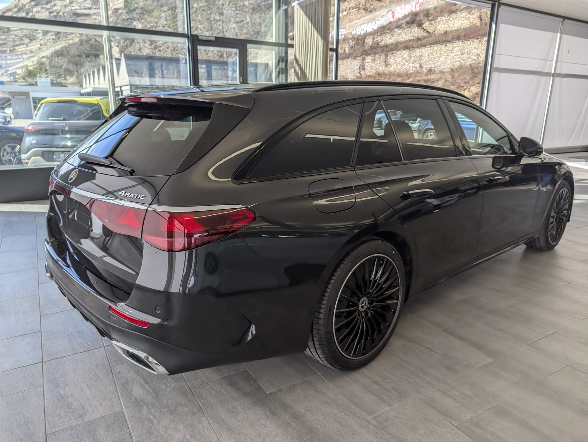 MERCEDES-BENZ E 450 9G-Tronic 4Matic - 6