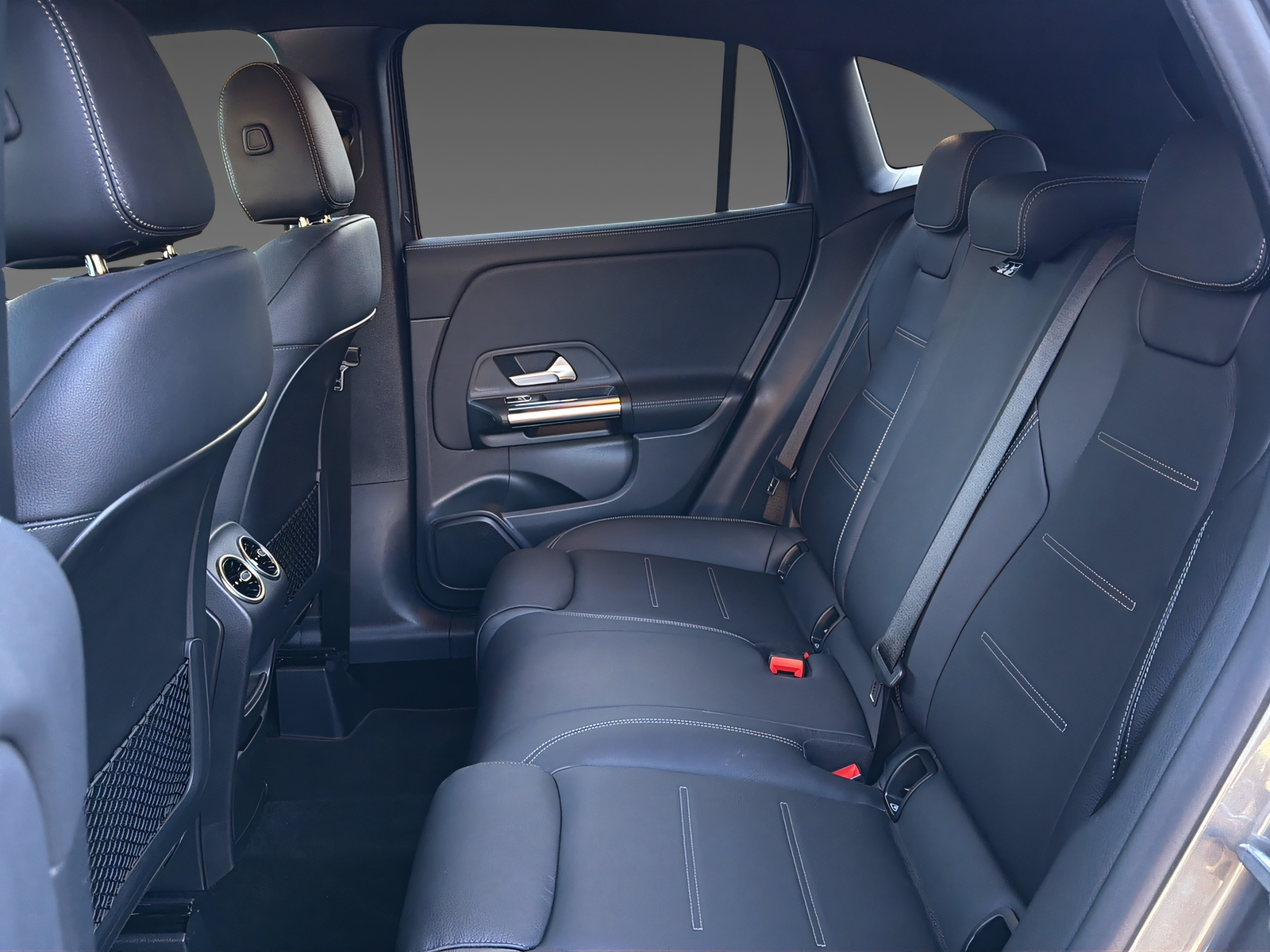 MERCEDES-BENZ GLA 45 4Matic - 11
