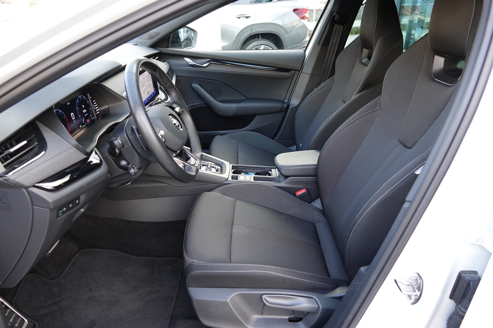 SKODA Octavia Combi 2.0 TSI SportLine DSG 4x4 - 15