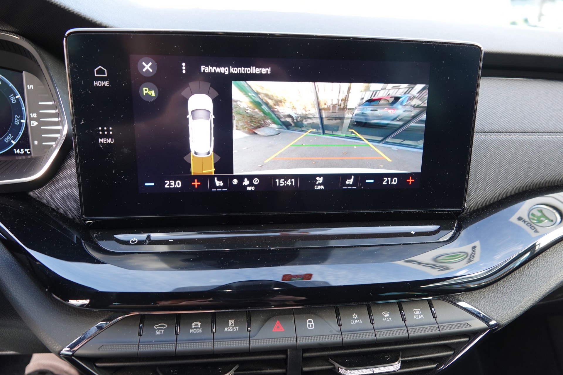 SKODA Octavia Combi 2.0 TSI SportLine DSG 4x4 - 13