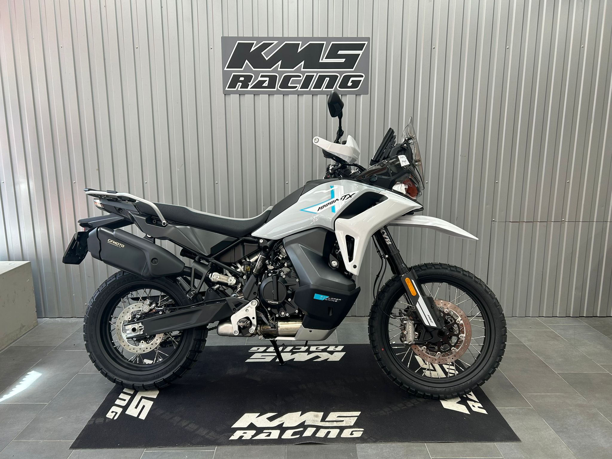 CF MOTO 
