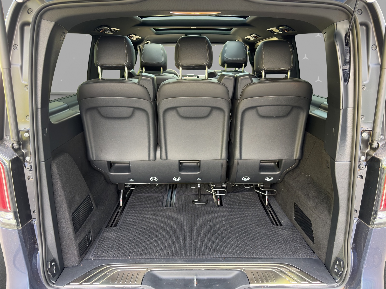 MERCEDES-BENZ V 300 d lang Avantgarde 4Matic 9G-Tronic - 15