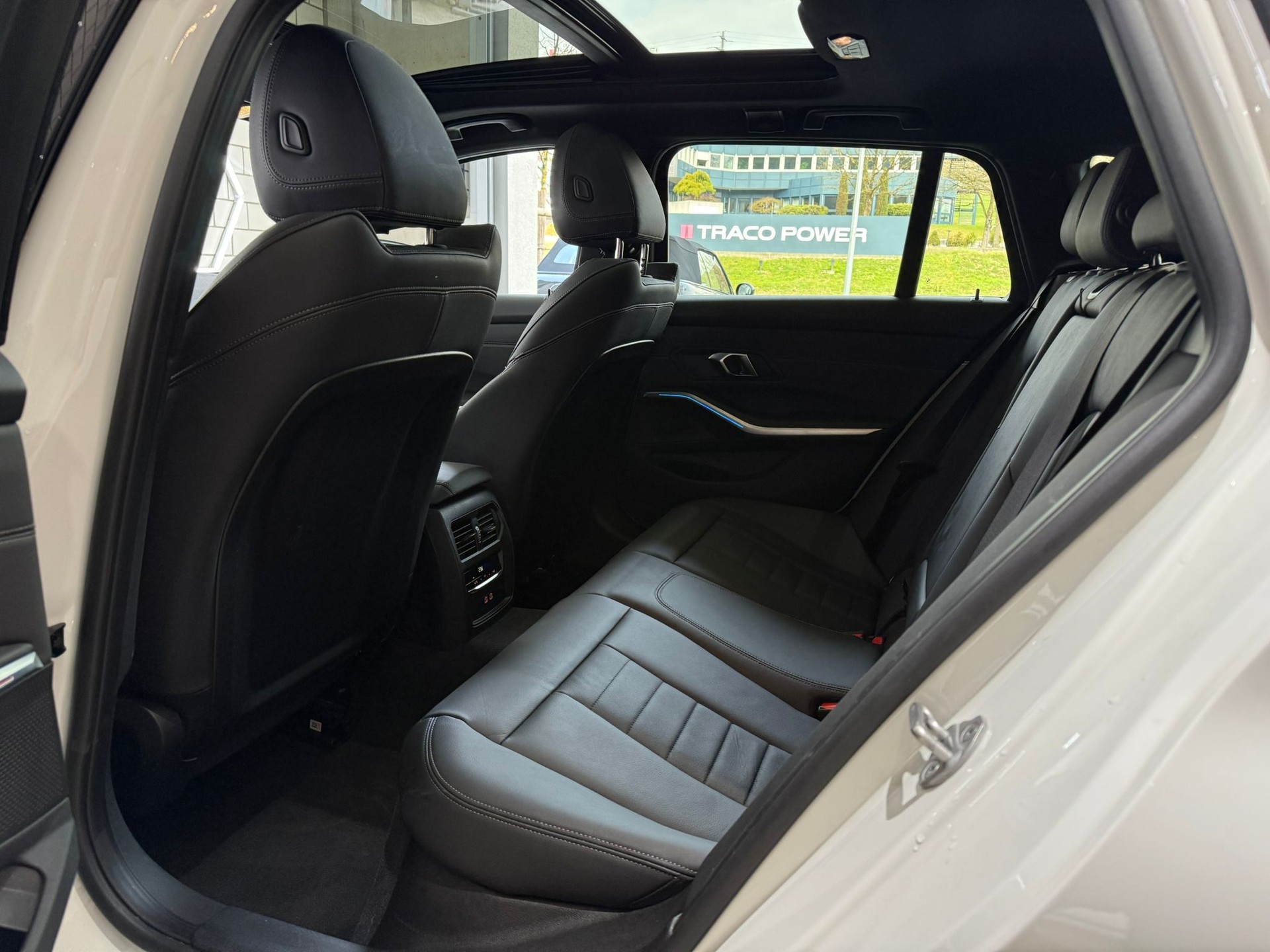 BMW M340d xDrive 48V Touring Steptronic - 12