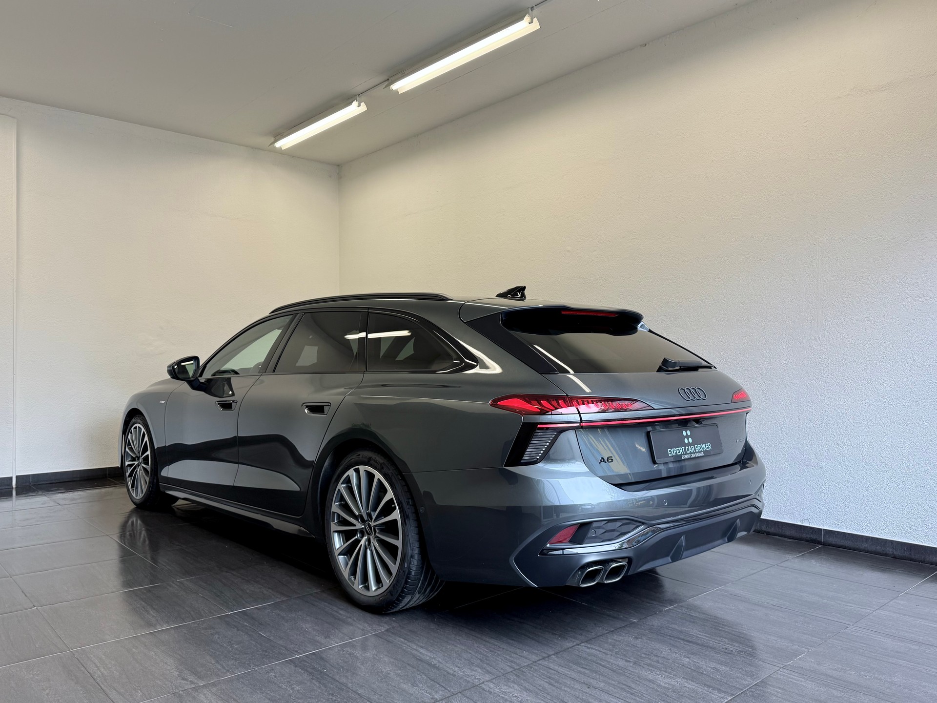 AUDI A6 Avant 40 TDI S line quattro S-tronic - 10