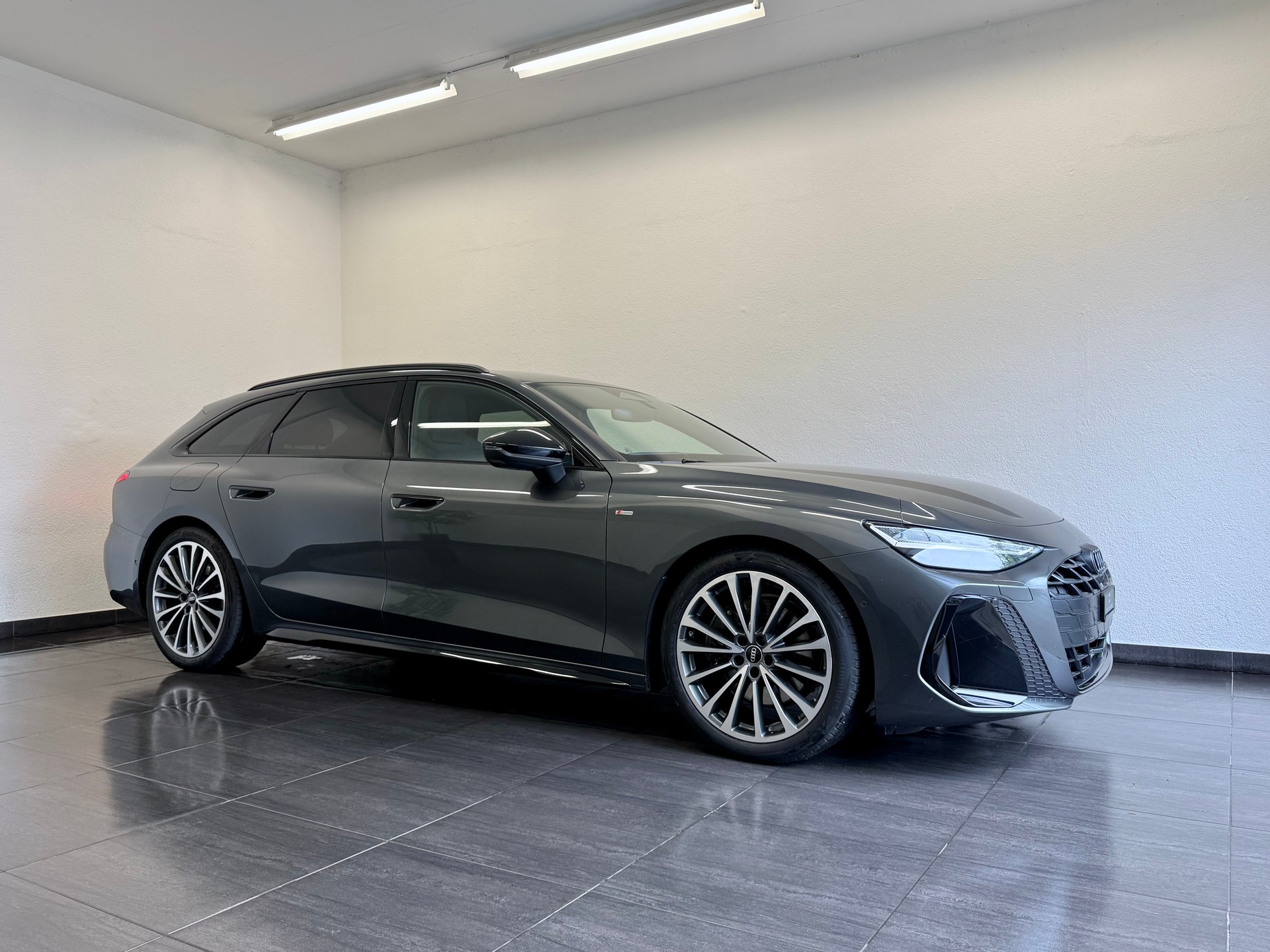 AUDI A6 Avant 40 TDI S line quattro S-tronic