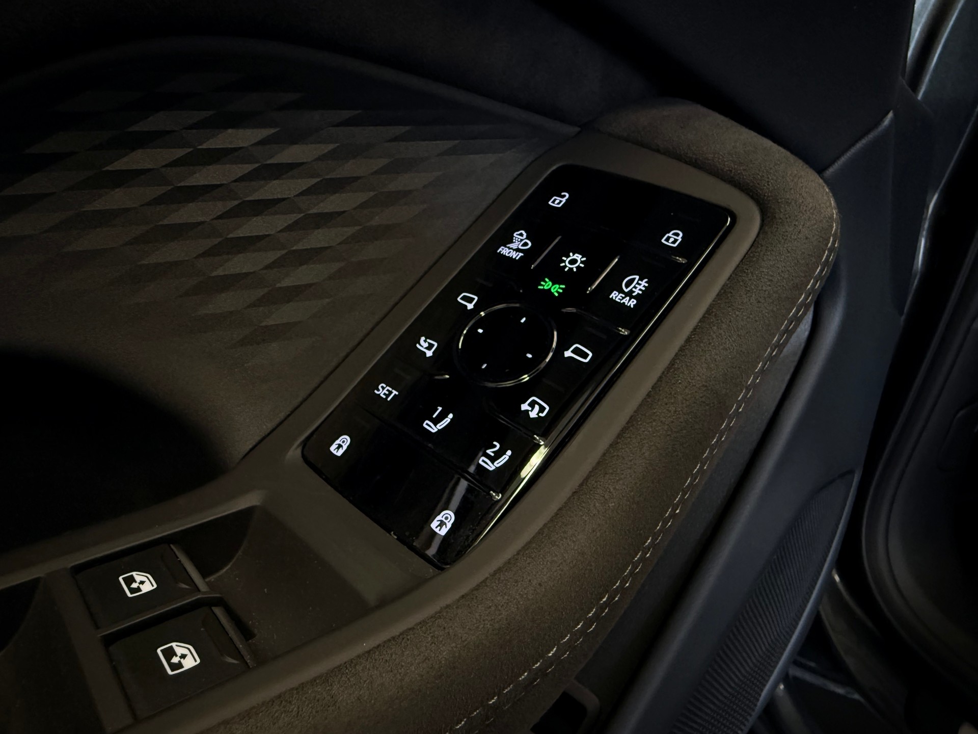 AUDI A6 Avant 40 TDI S line quattro S-tronic - 30