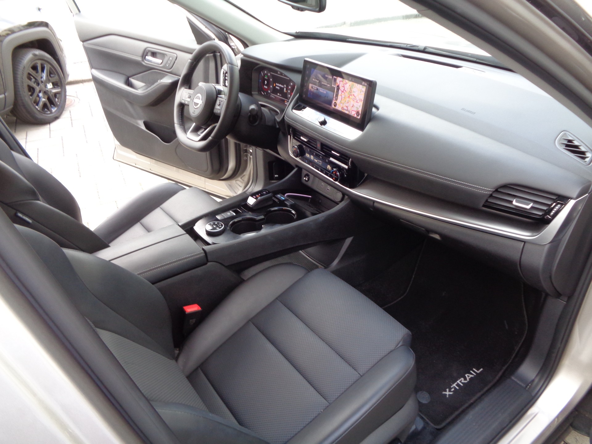 NISSAN X-Trail 1.5 VC-T e-Power 4WD N-Trek - 12