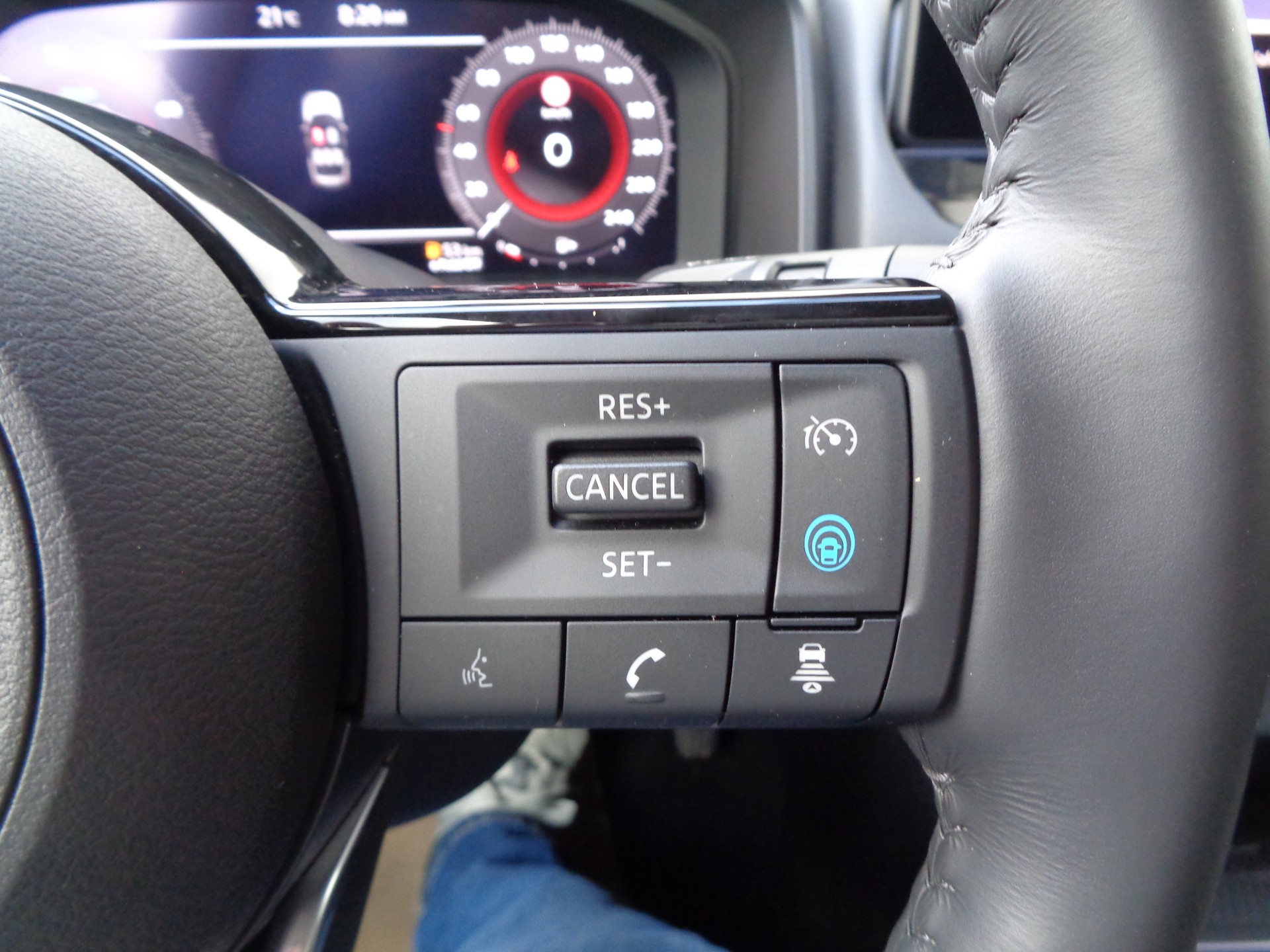 NISSAN X-Trail 1.5 VC-T e-Power 4WD N-Trek - 23