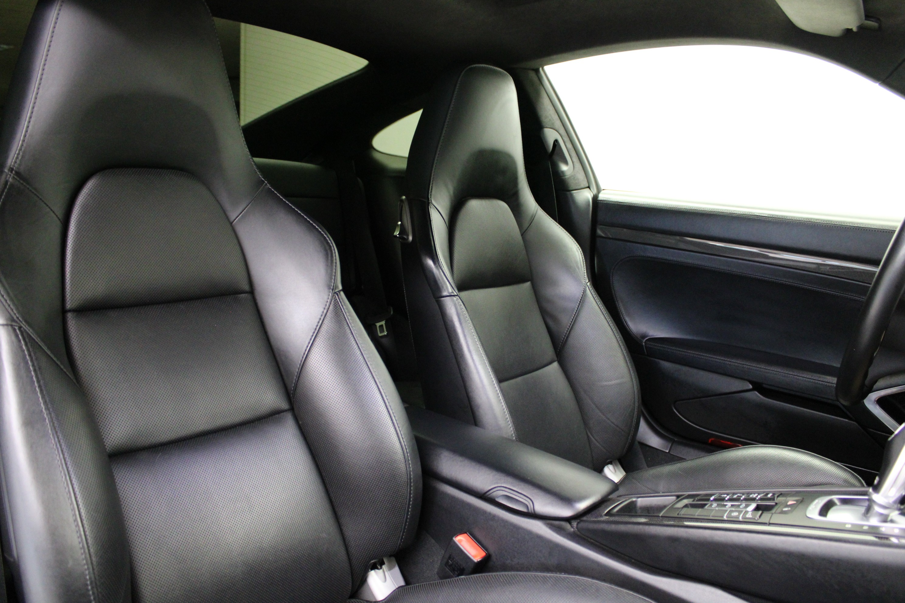 911 Turbo S PDK thumbnail n°5