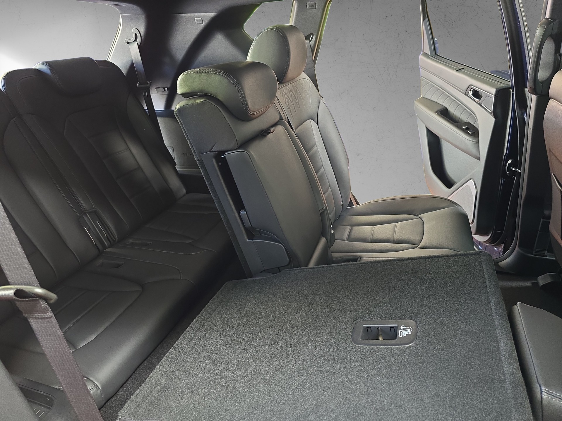 KGM-SsangYong Rexton 2.2 CRDi Titanium 4WD AT - 15