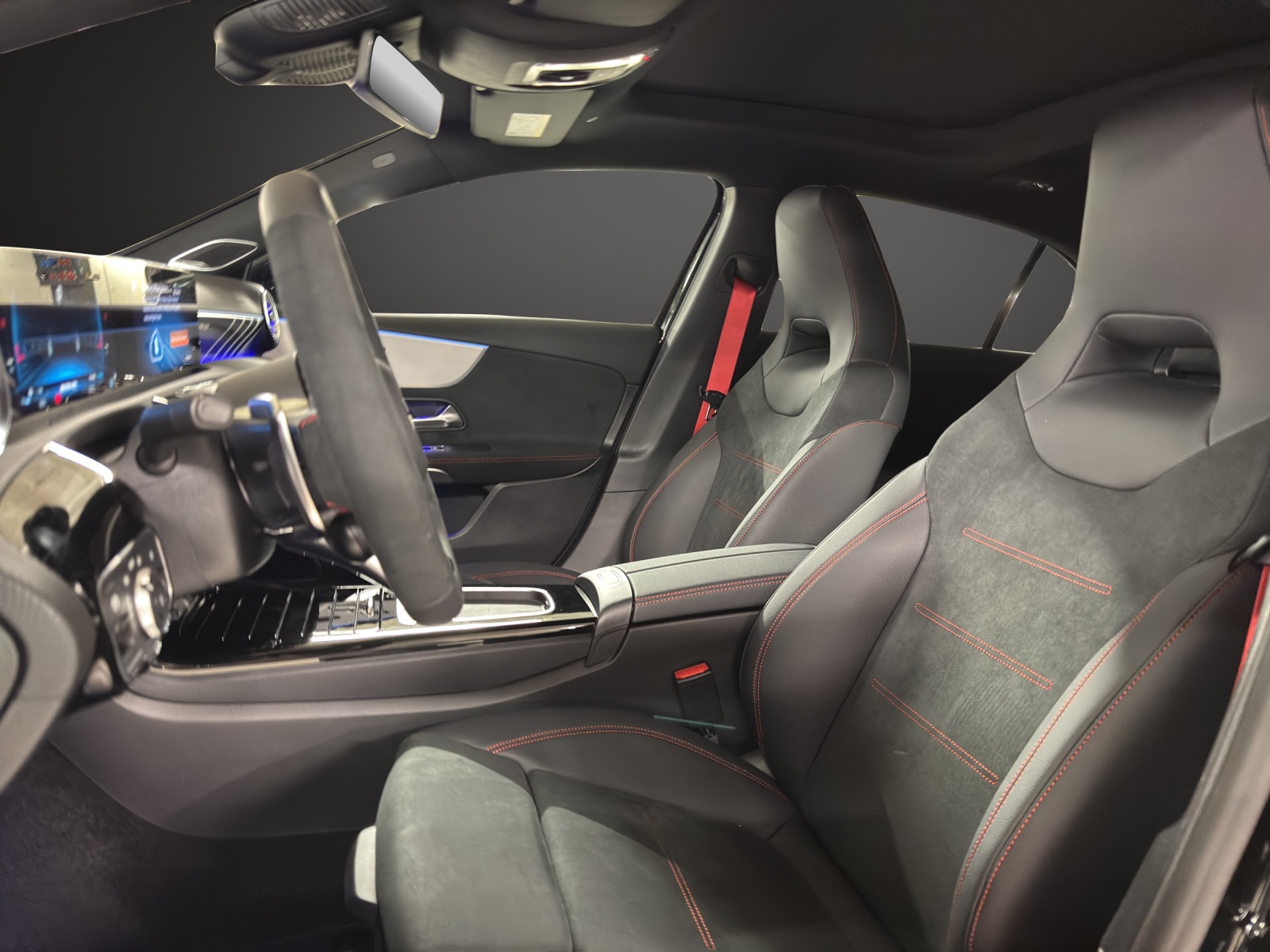 MERCEDES-BENZ A AMG 35 4Matic 8G-DCT - 10