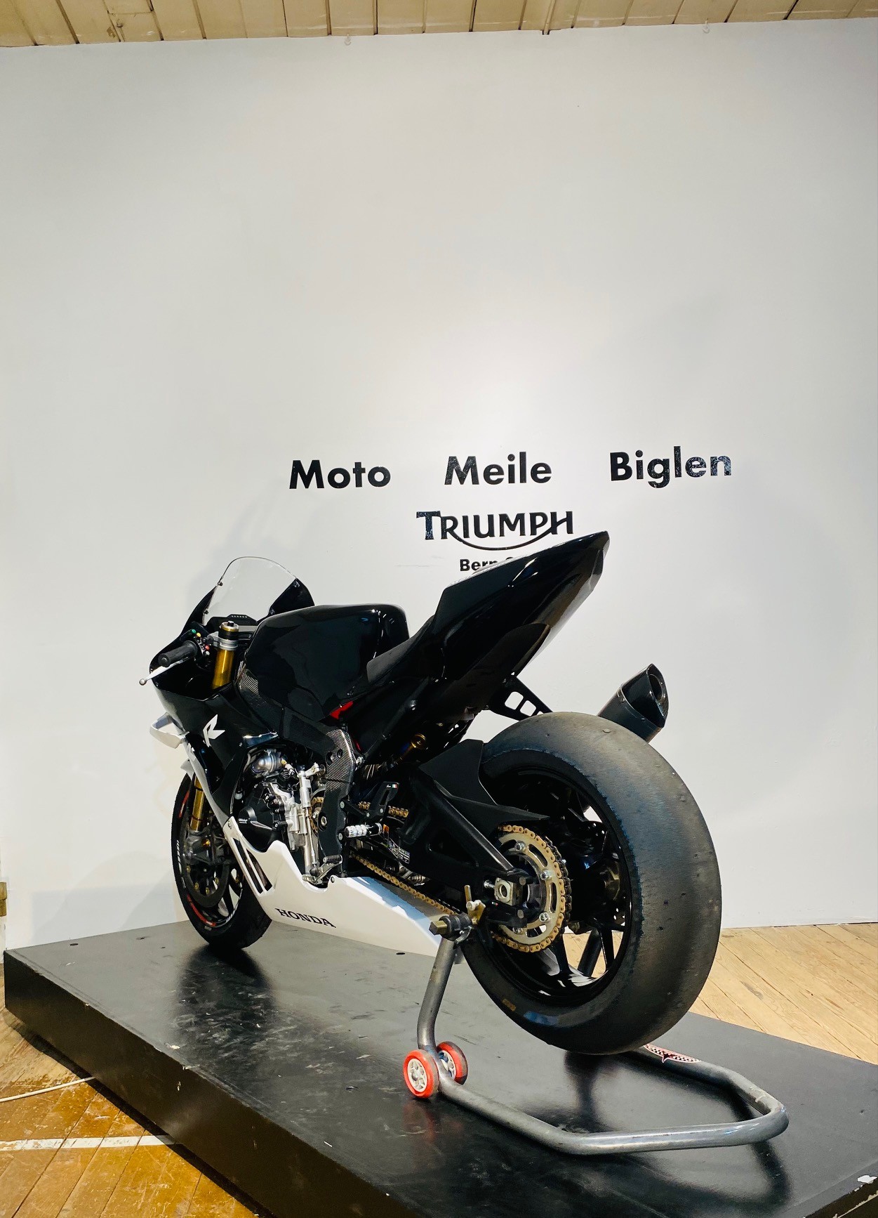 HONDA CBR 1000 RR-R SP - 8