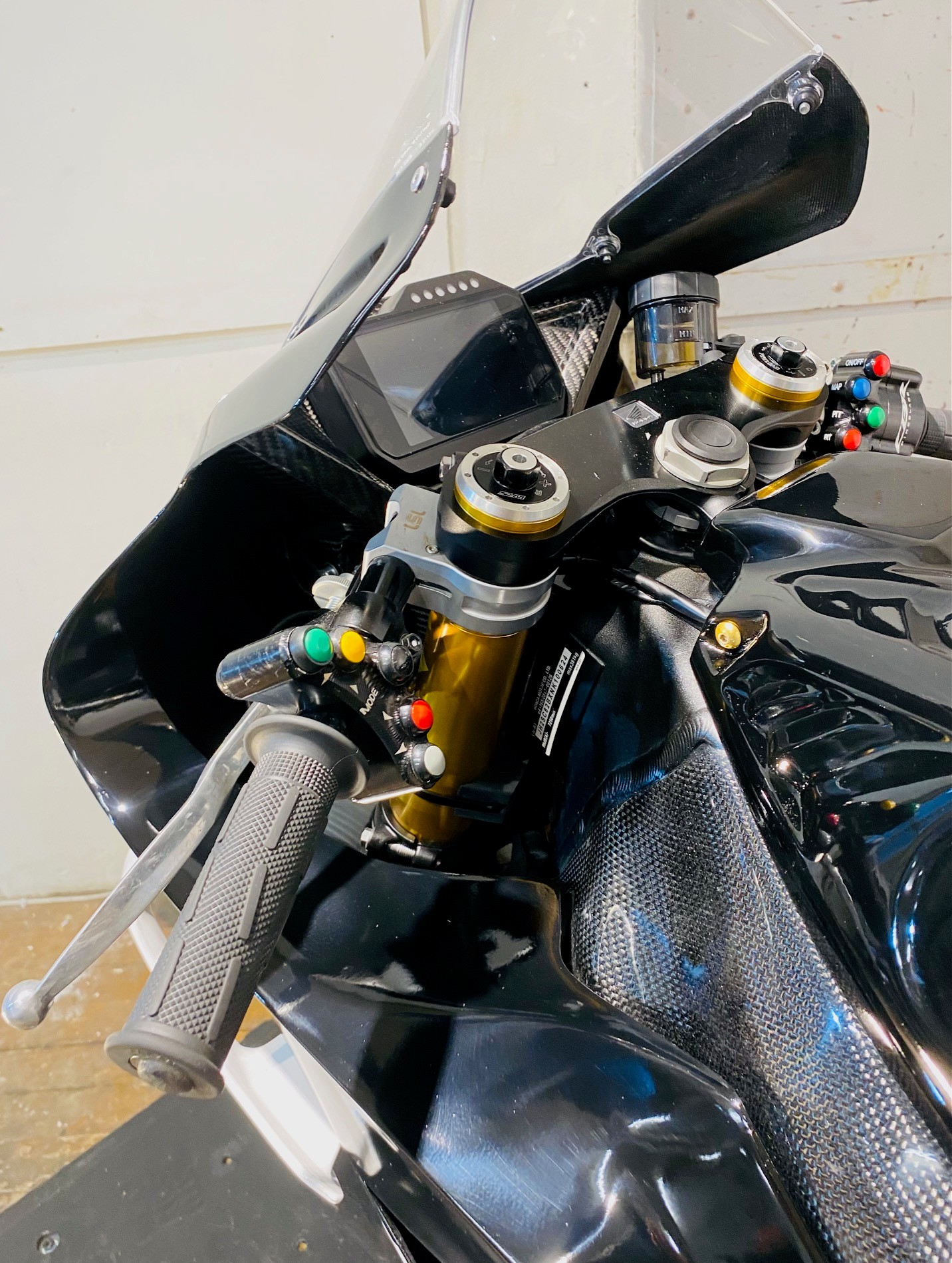 HONDA CBR 1000 RR-R SP - 10