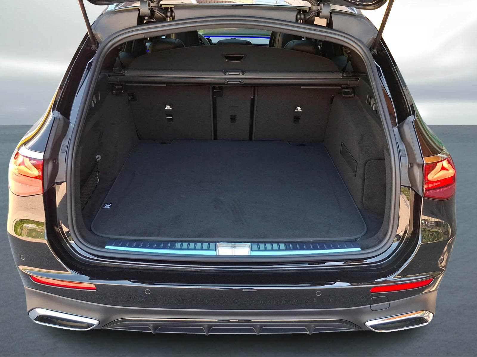MERCEDES-BENZ E 450 d T 4Matic 9G-Tronic - 13