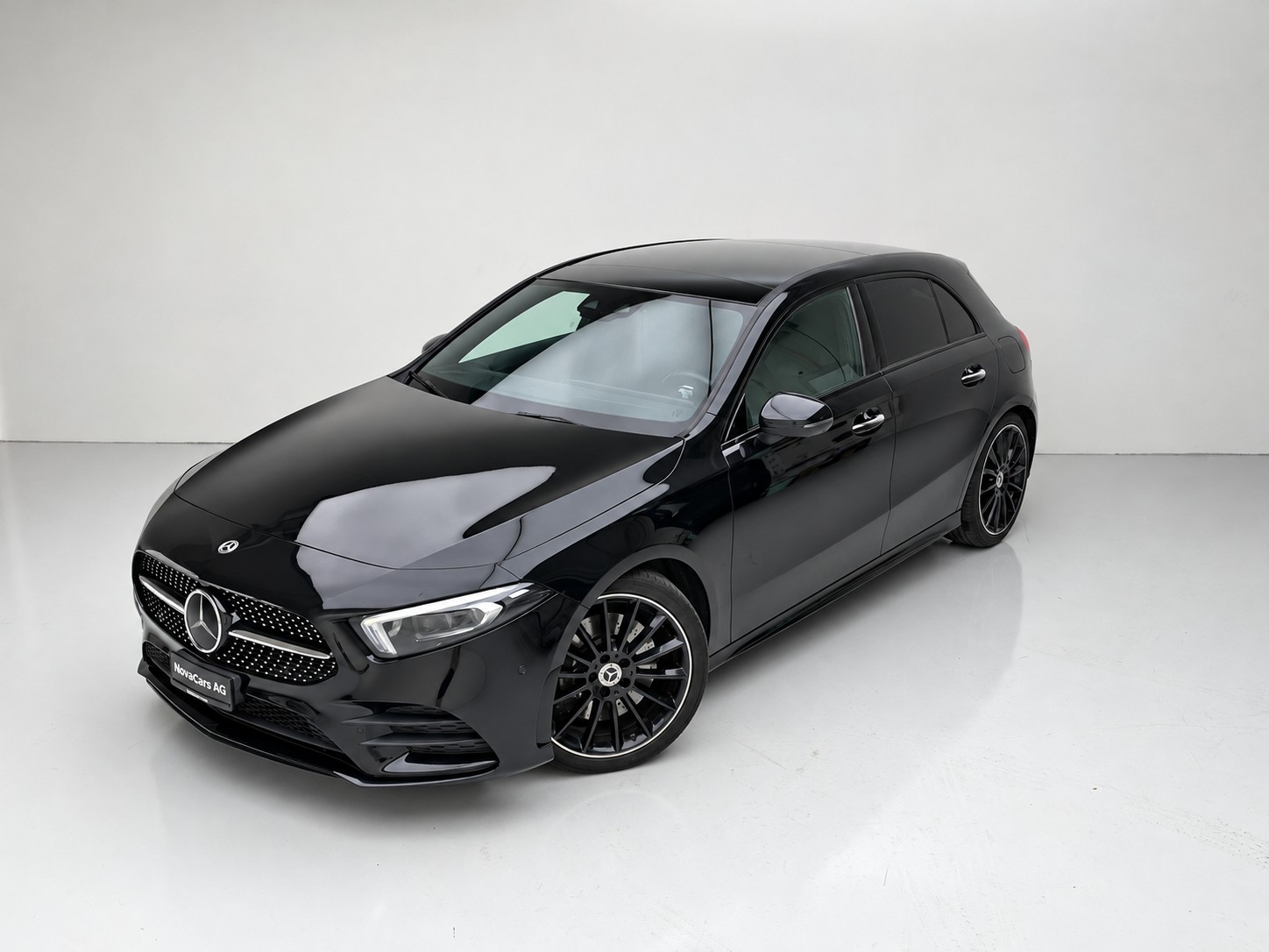 MERCEDES-BENZ A 250 4Matic AMG Line 4Matic 7G-DCT - 2