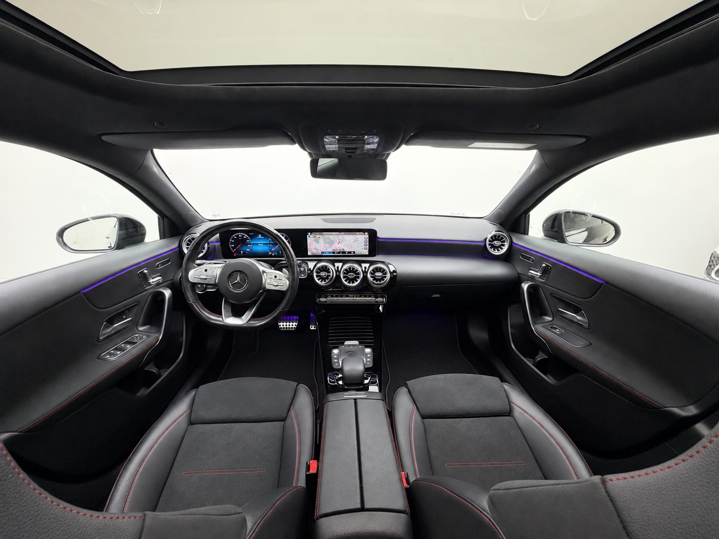 MERCEDES-BENZ A 250 4Matic AMG Line 4Matic 7G-DCT - 22