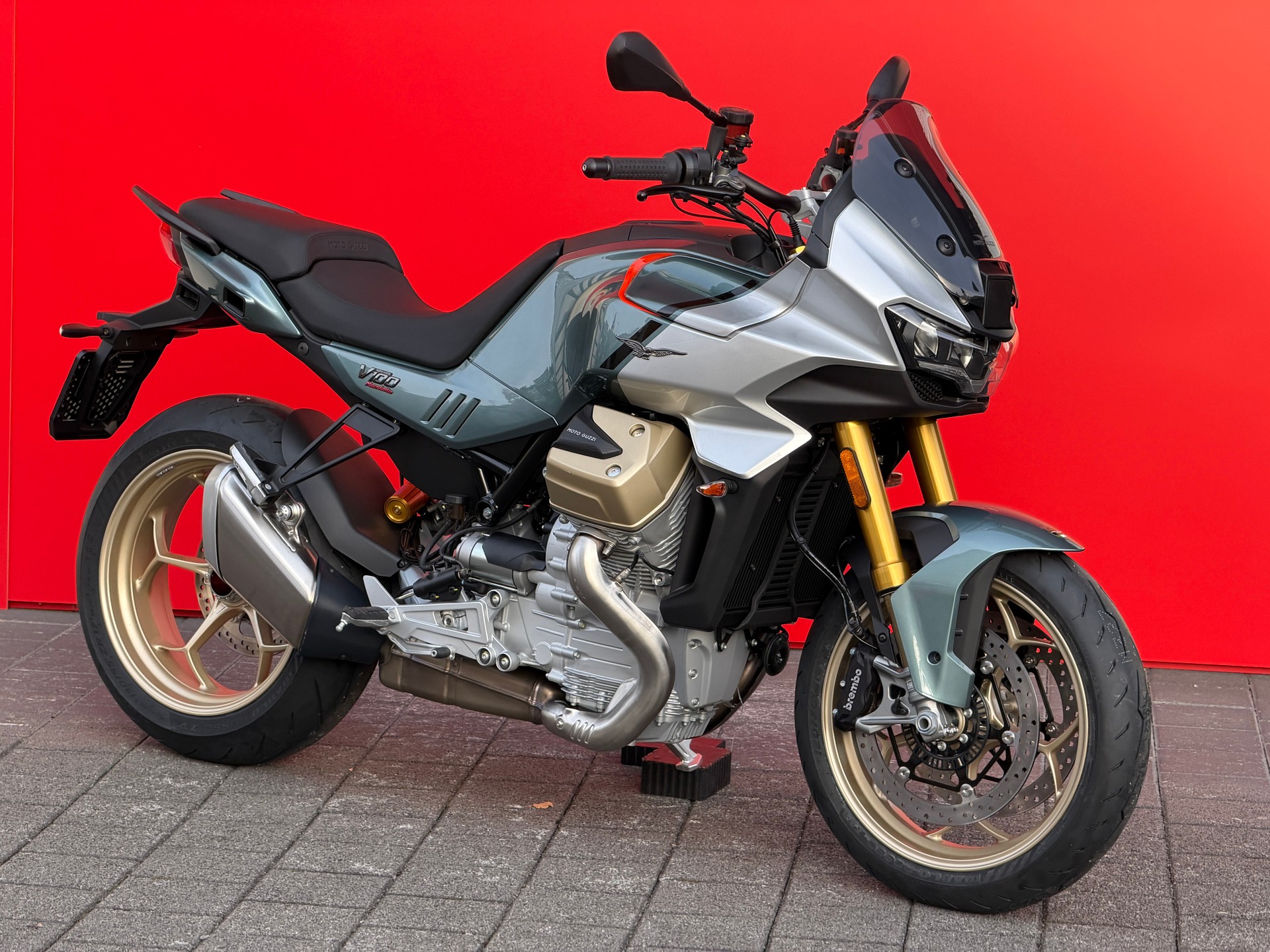 MOTO GUZZI V100 Mandello S E5+ - 2