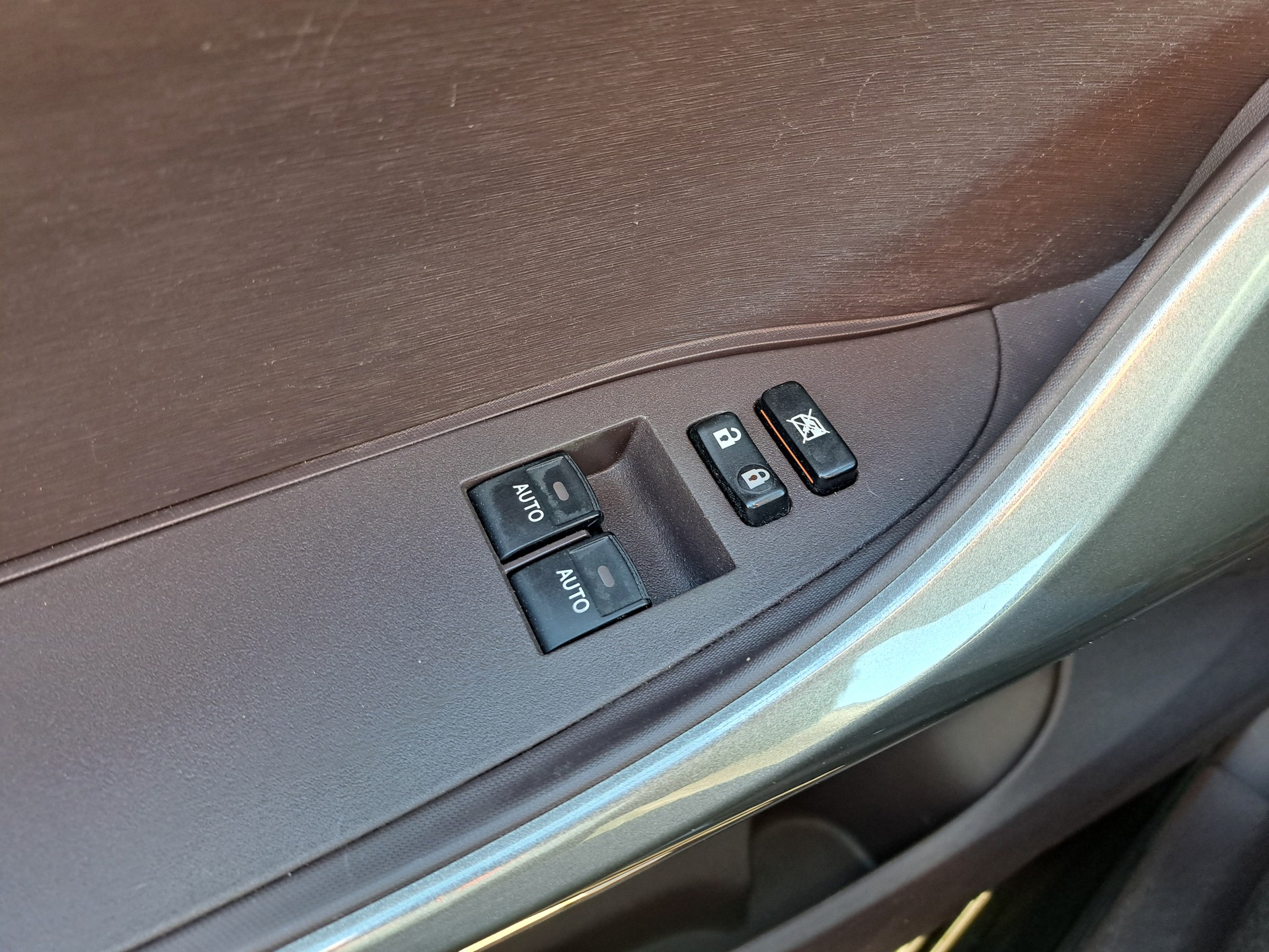 TOYOTA iQ2 1.0 VVT-i Multidrive - 15