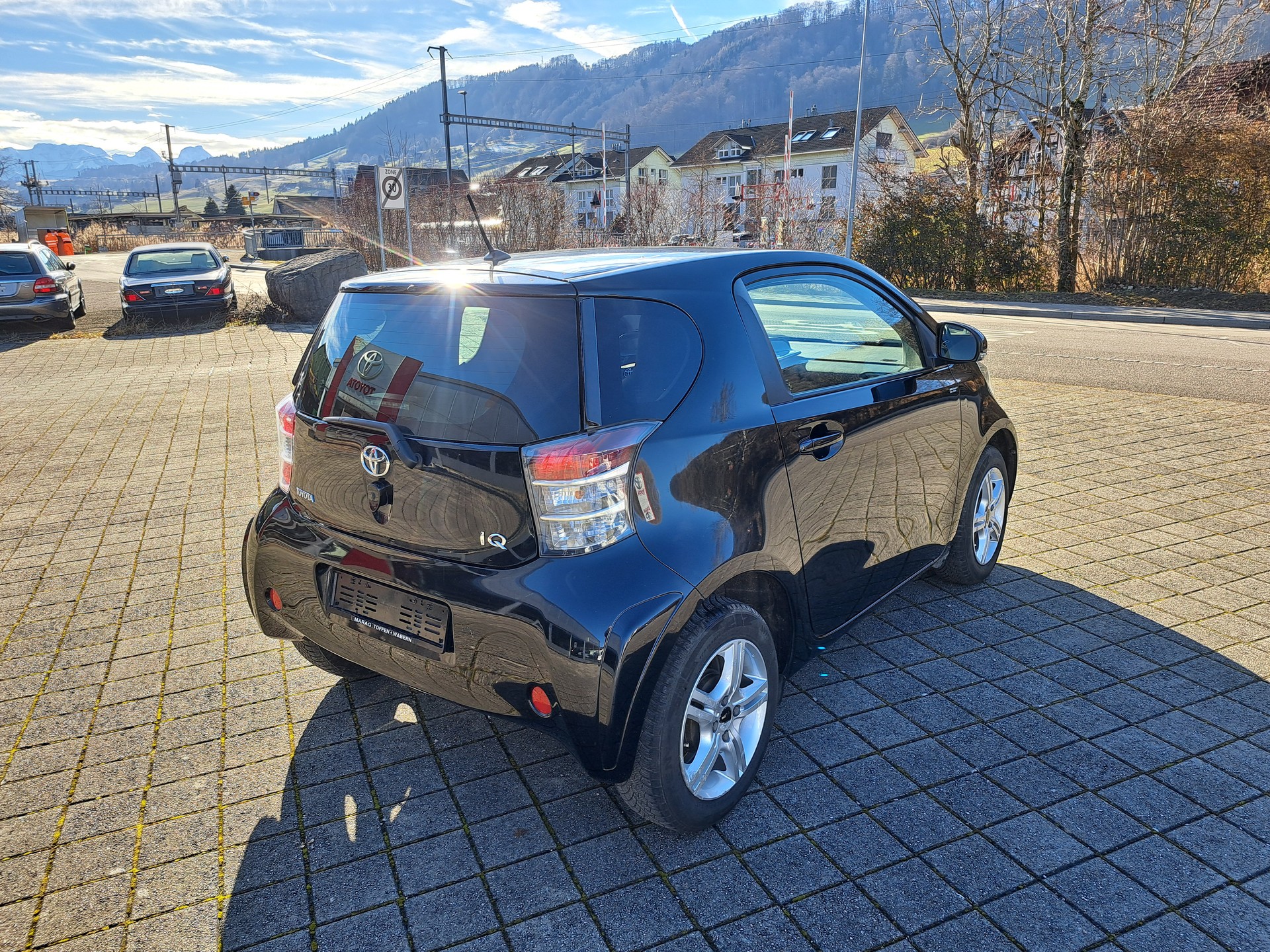 TOYOTA iQ2 1.0 VVT-i Multidrive - 8