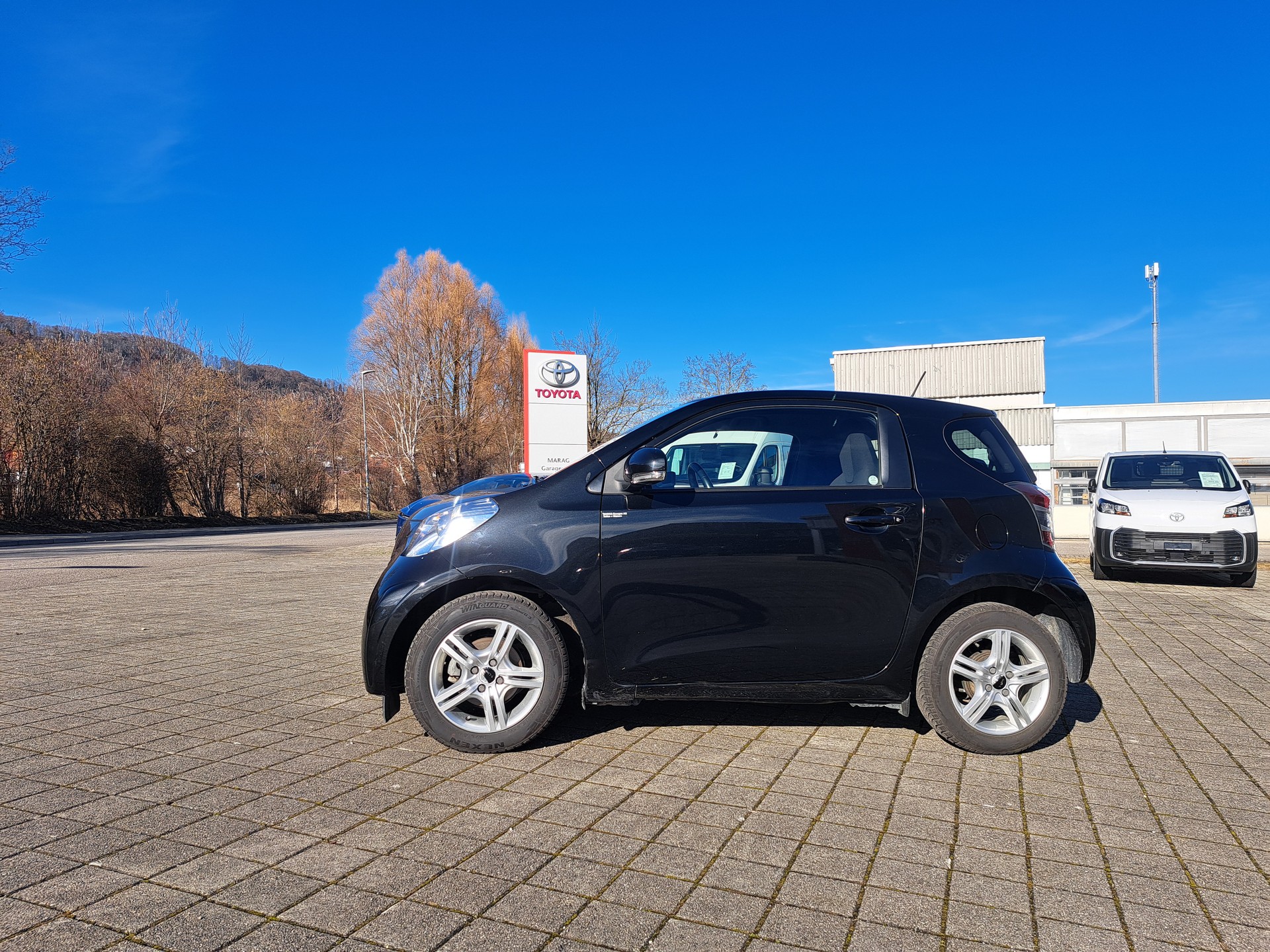 TOYOTA iQ2 1.0 VVT-i Multidrive - 11