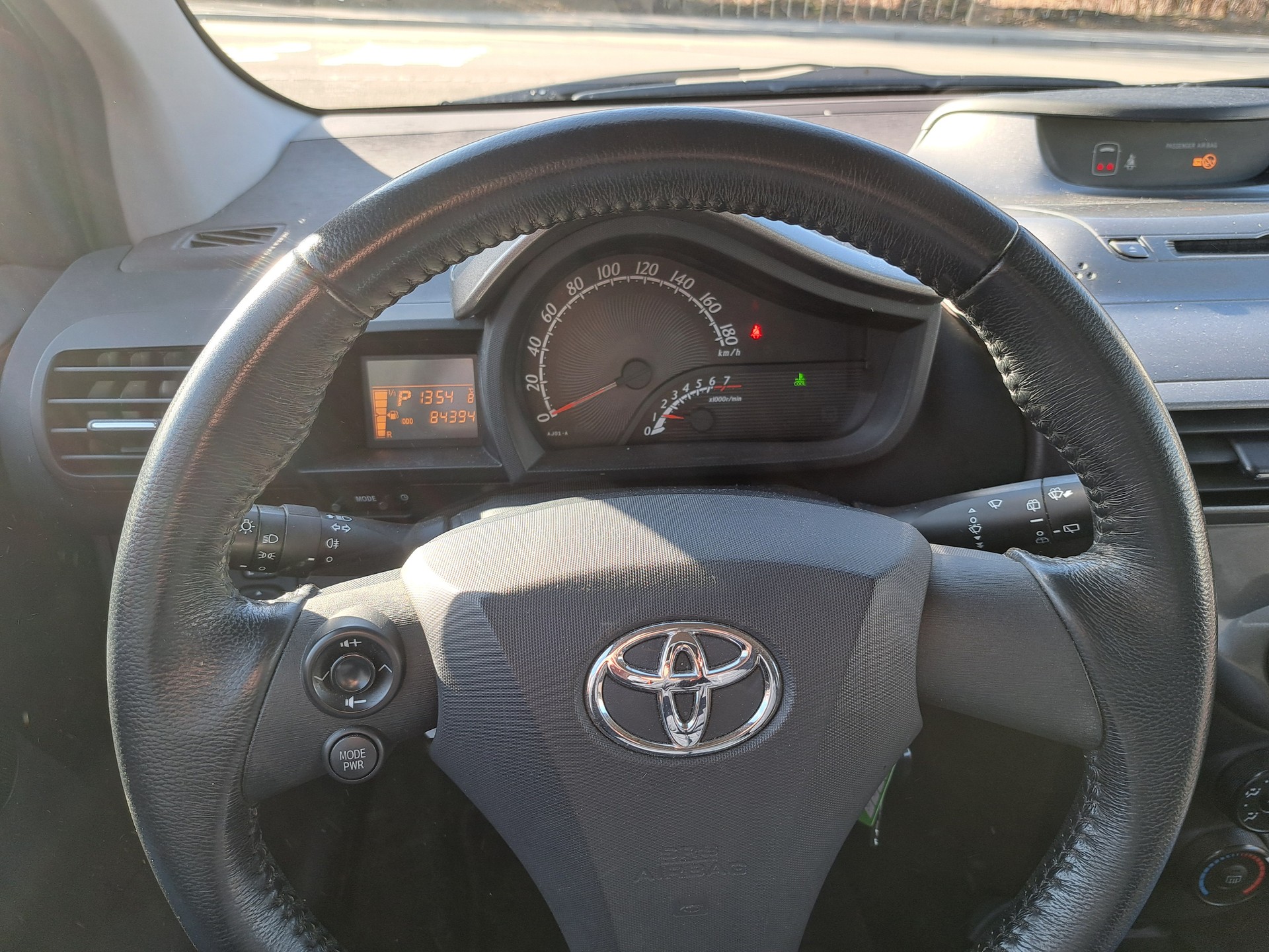 TOYOTA iQ2 1.0 VVT-i Multidrive - 12