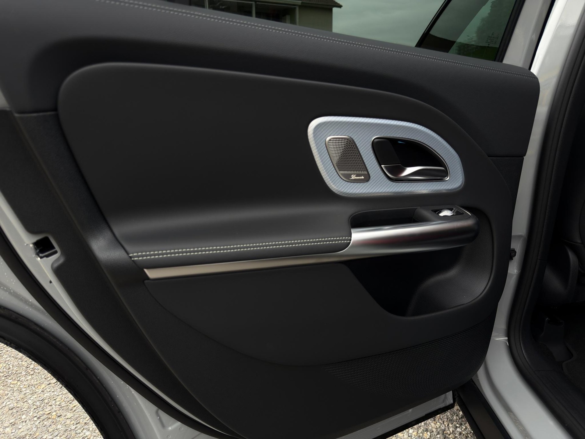 MERCEDES-BENZ GLB 350 4matic - 25