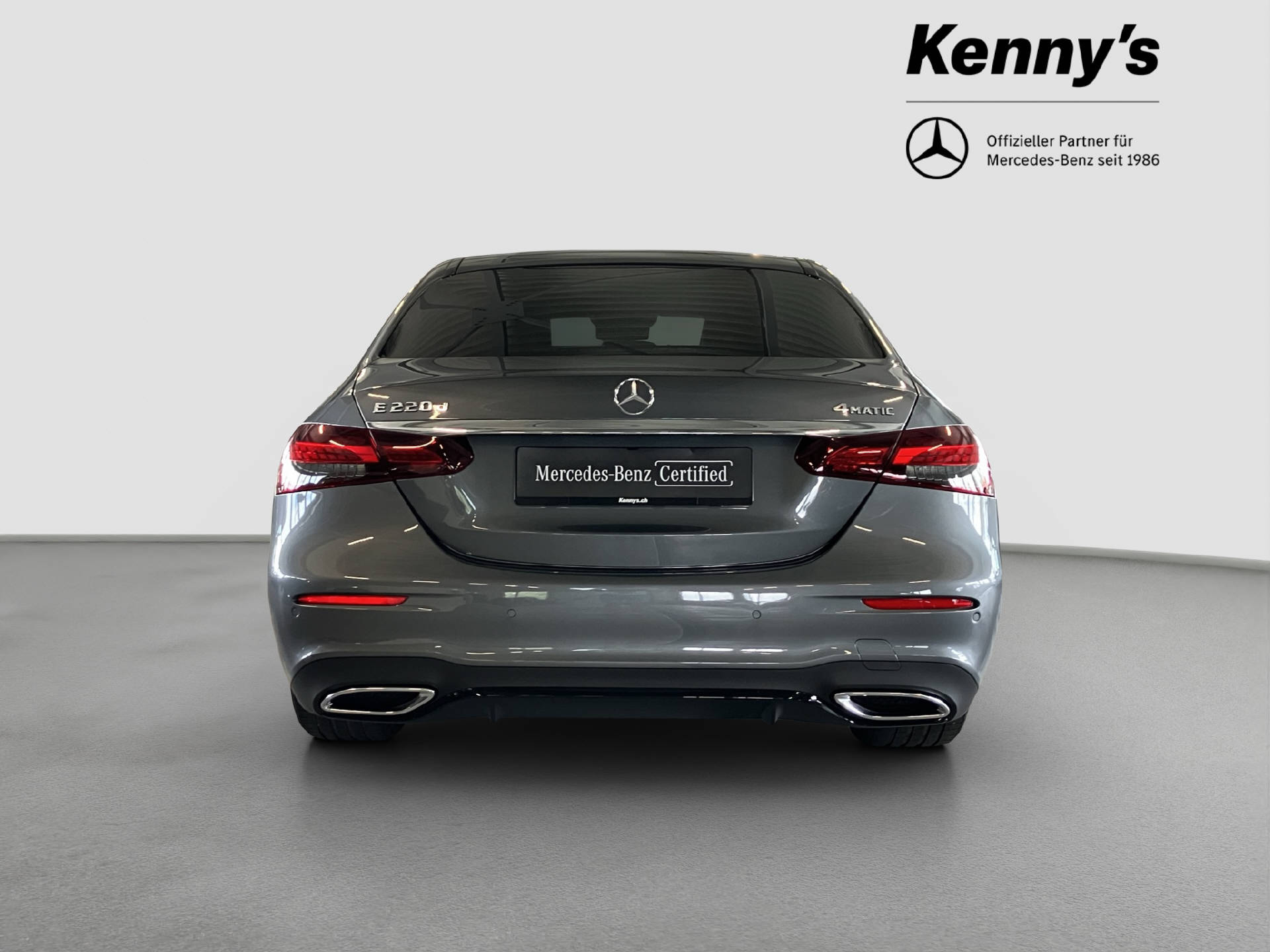 MERCEDES-BENZ E 220 d Swiss Star AMG Line - 6