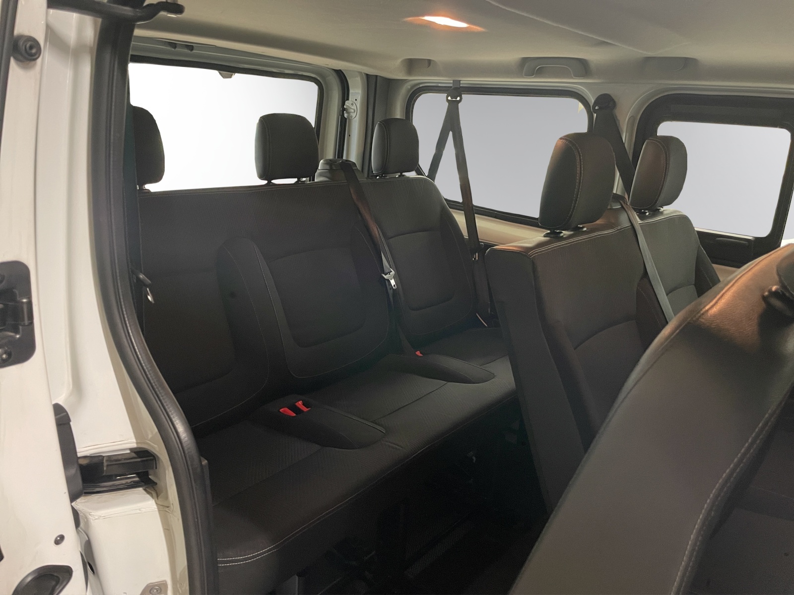 RENAULT Trafic Blue dCi 120 Passenger Zen - 8
