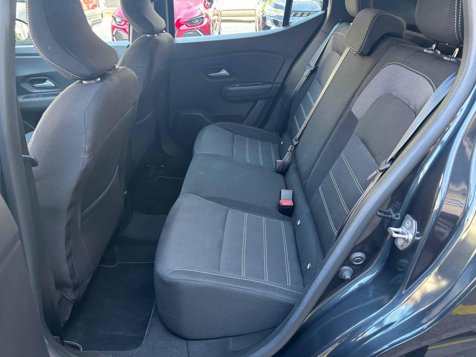 DACIA Sandero 90 Expression CVT - 11