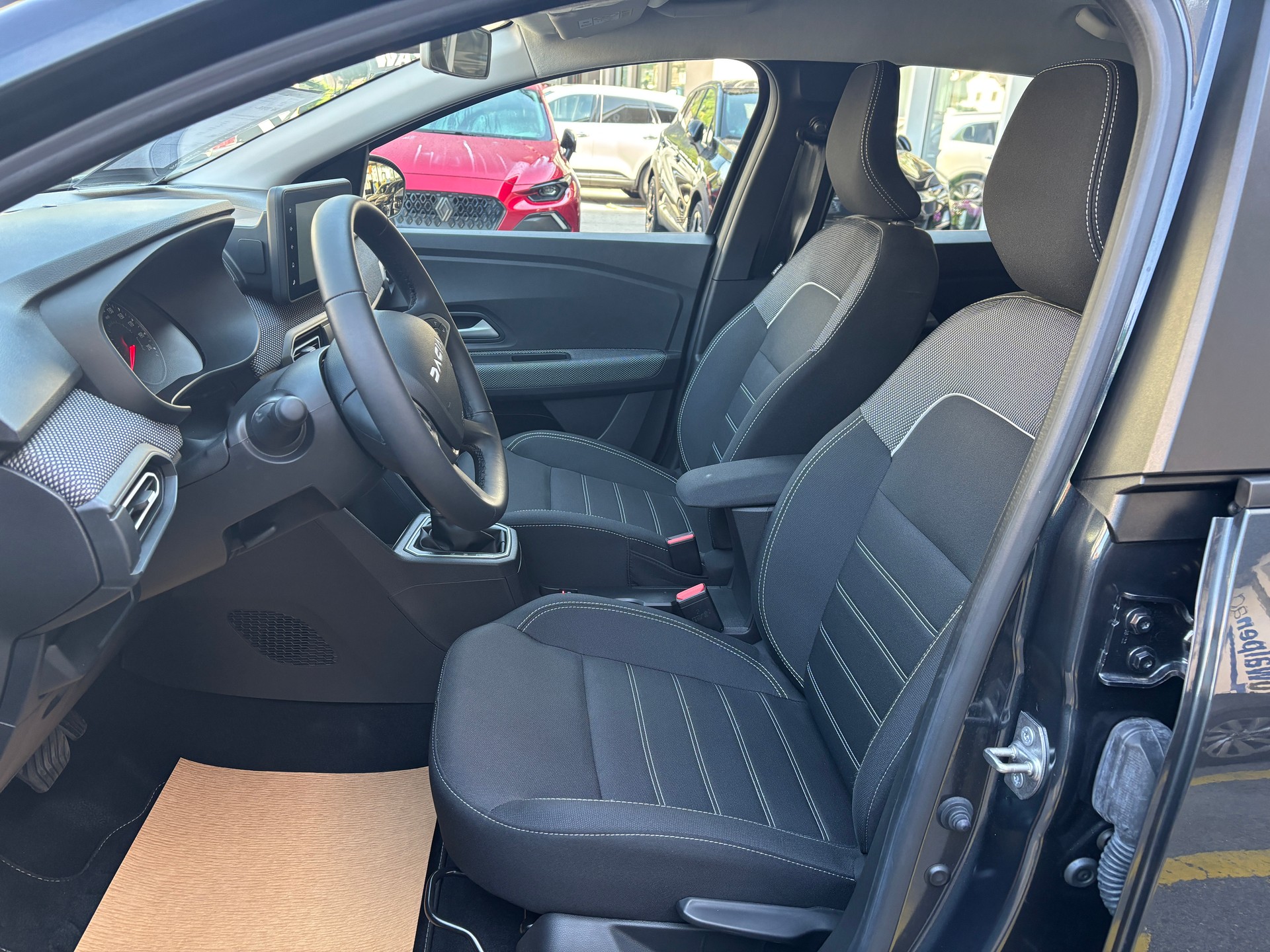 DACIA Sandero 90 Expression CVT - 6