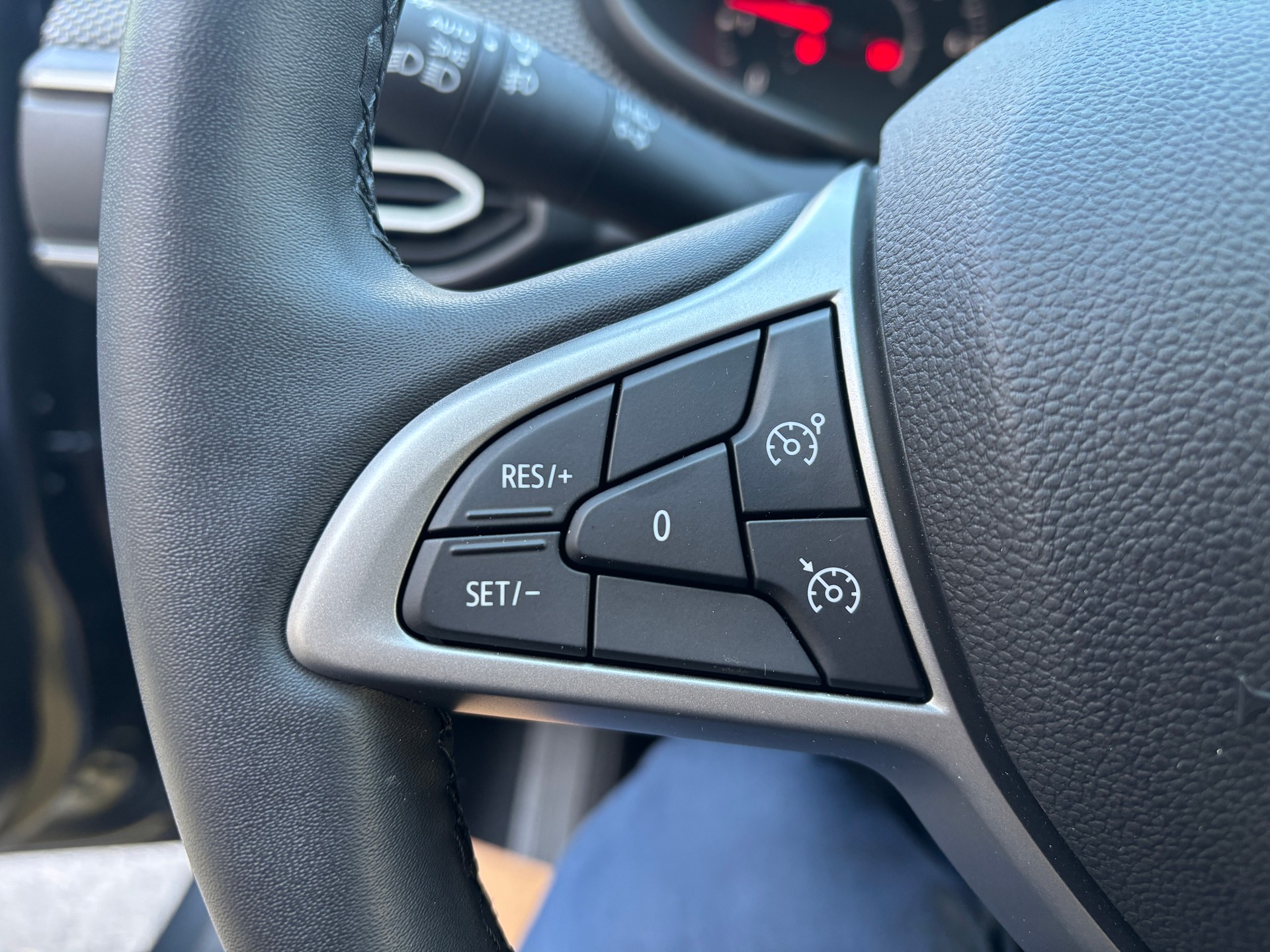 DACIA Sandero 90 Expression CVT - 10