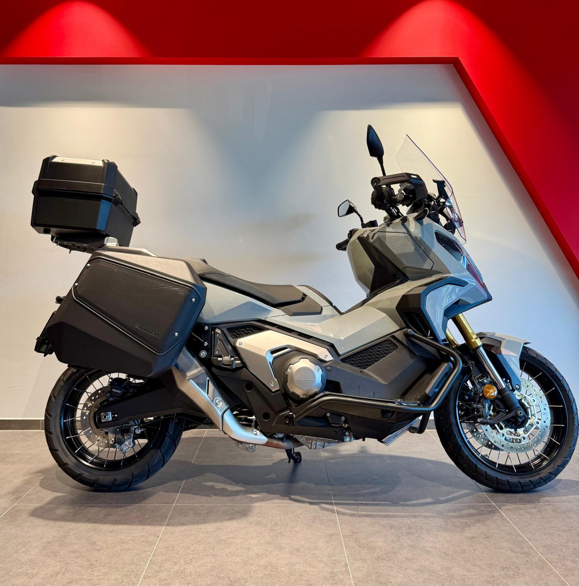 HONDA X-ADV 750 - 2