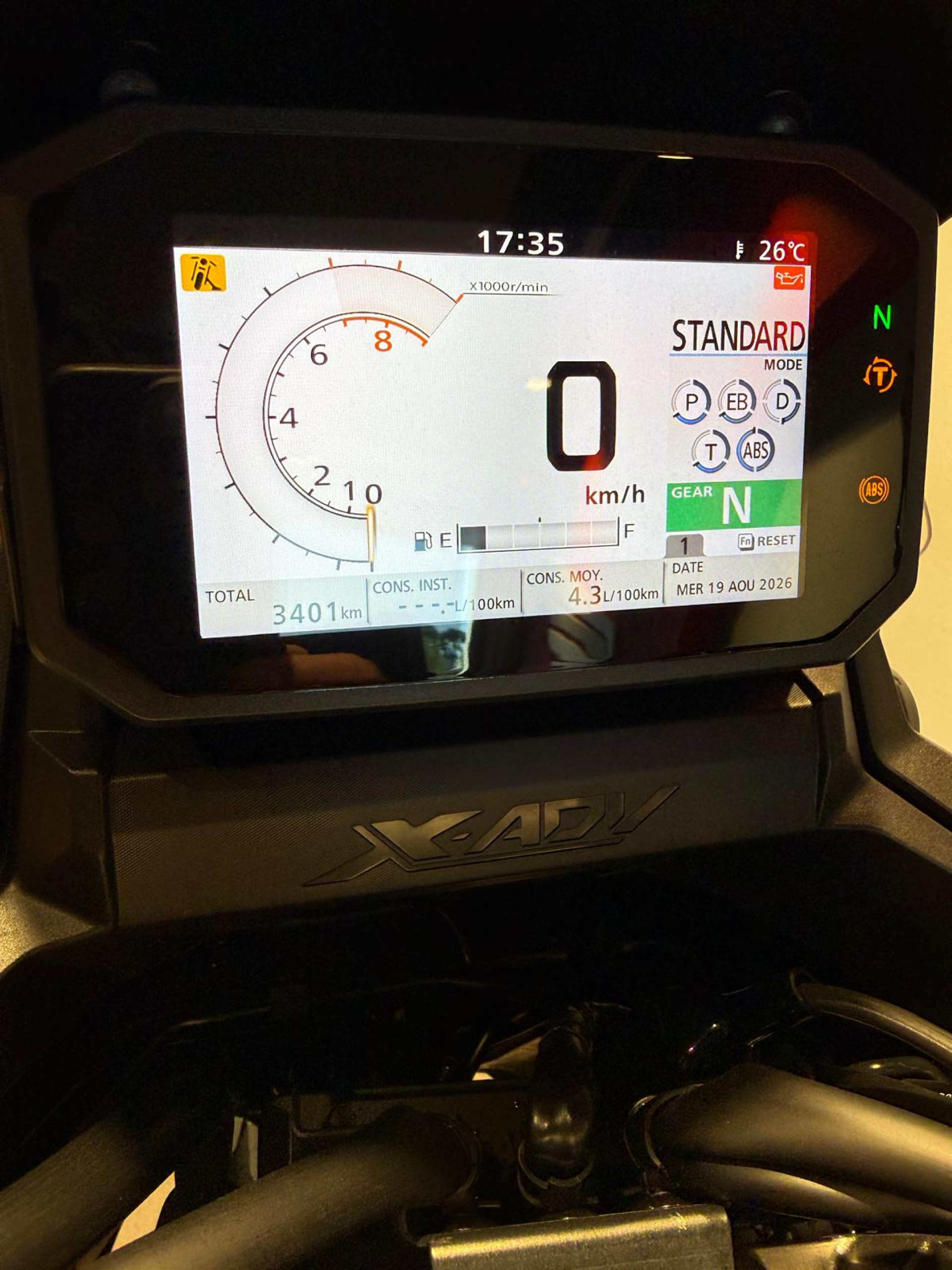 HONDA X-ADV 750 - 7