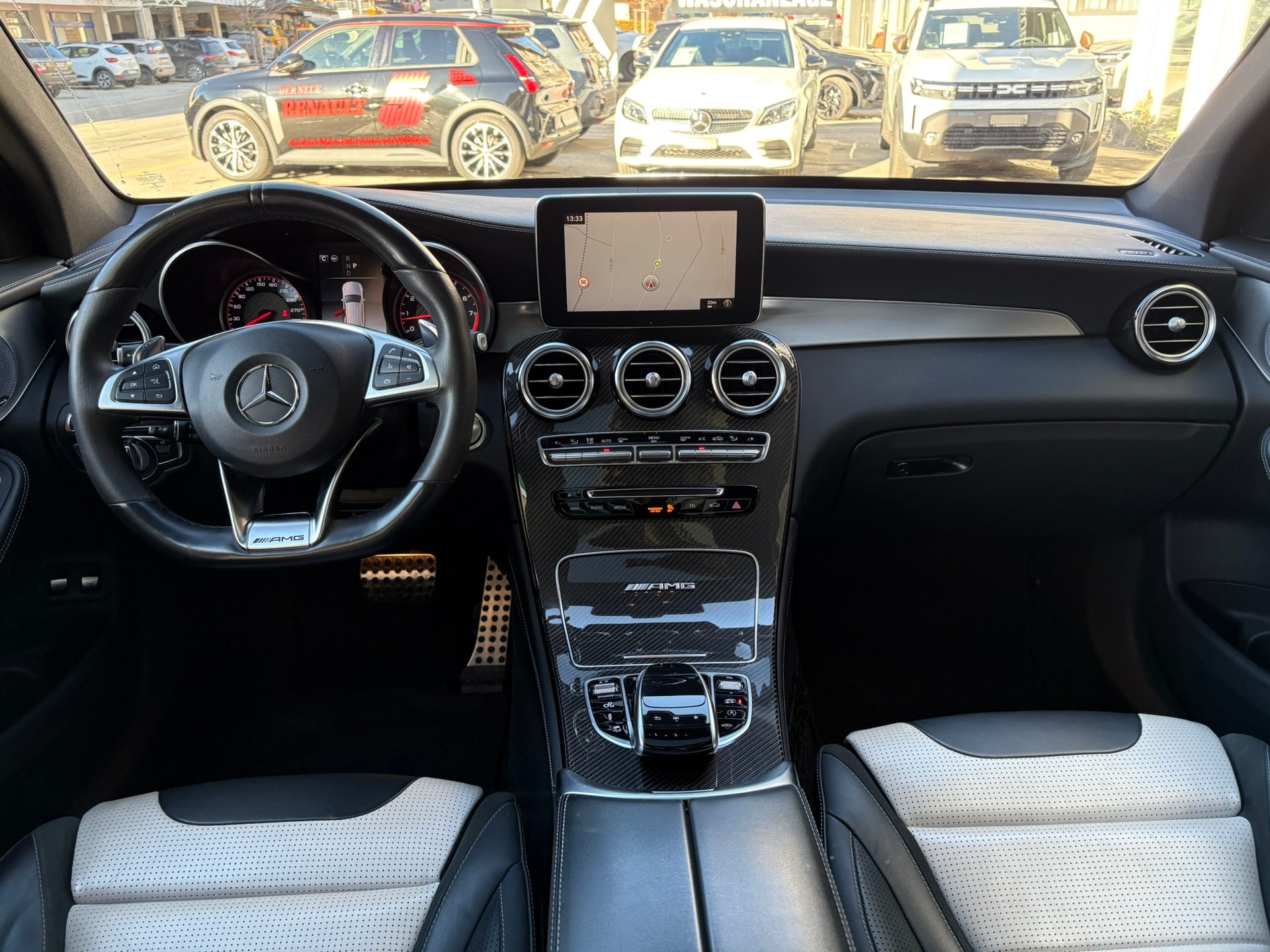 MERCEDES-BENZ GLC 63 S AMG 4Matic+ - 12