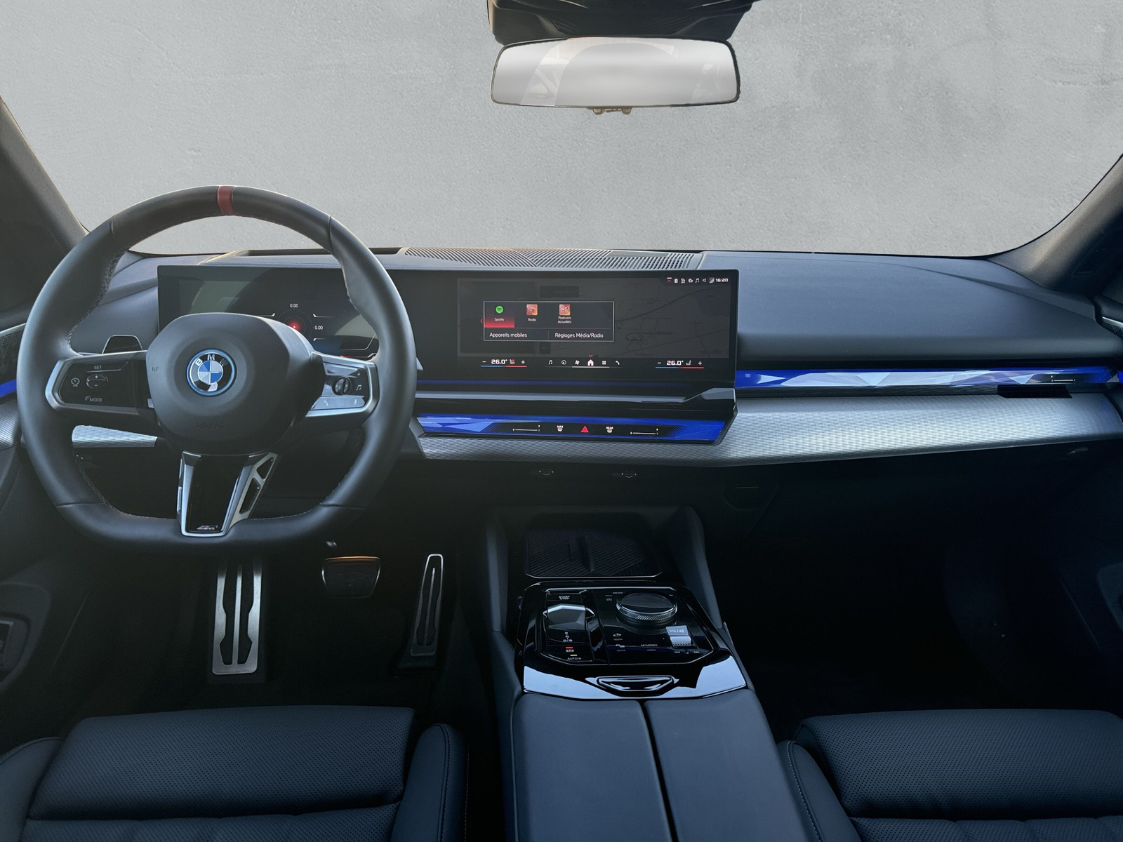 BMW i5 M60 Touring M Sport Pro - 13