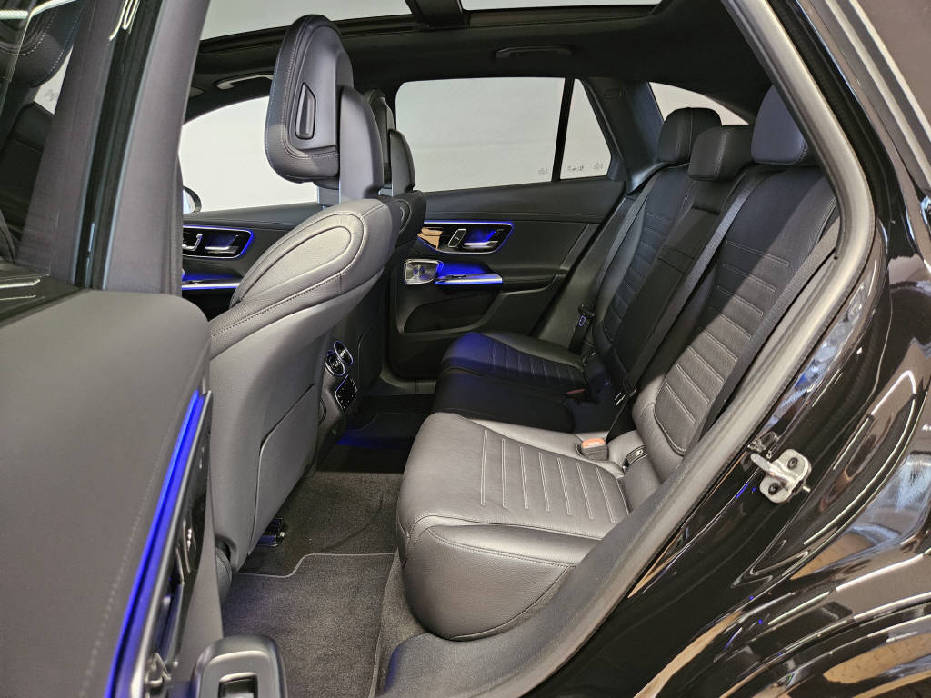 MERCEDES-BENZ GLC 300 4Matic AMG Line - 13