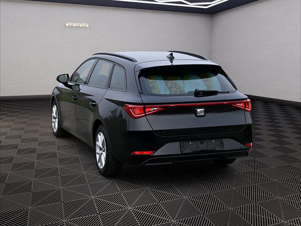 SEAT Leon ST 1.5 eTSI mHEV DSG Style - 4