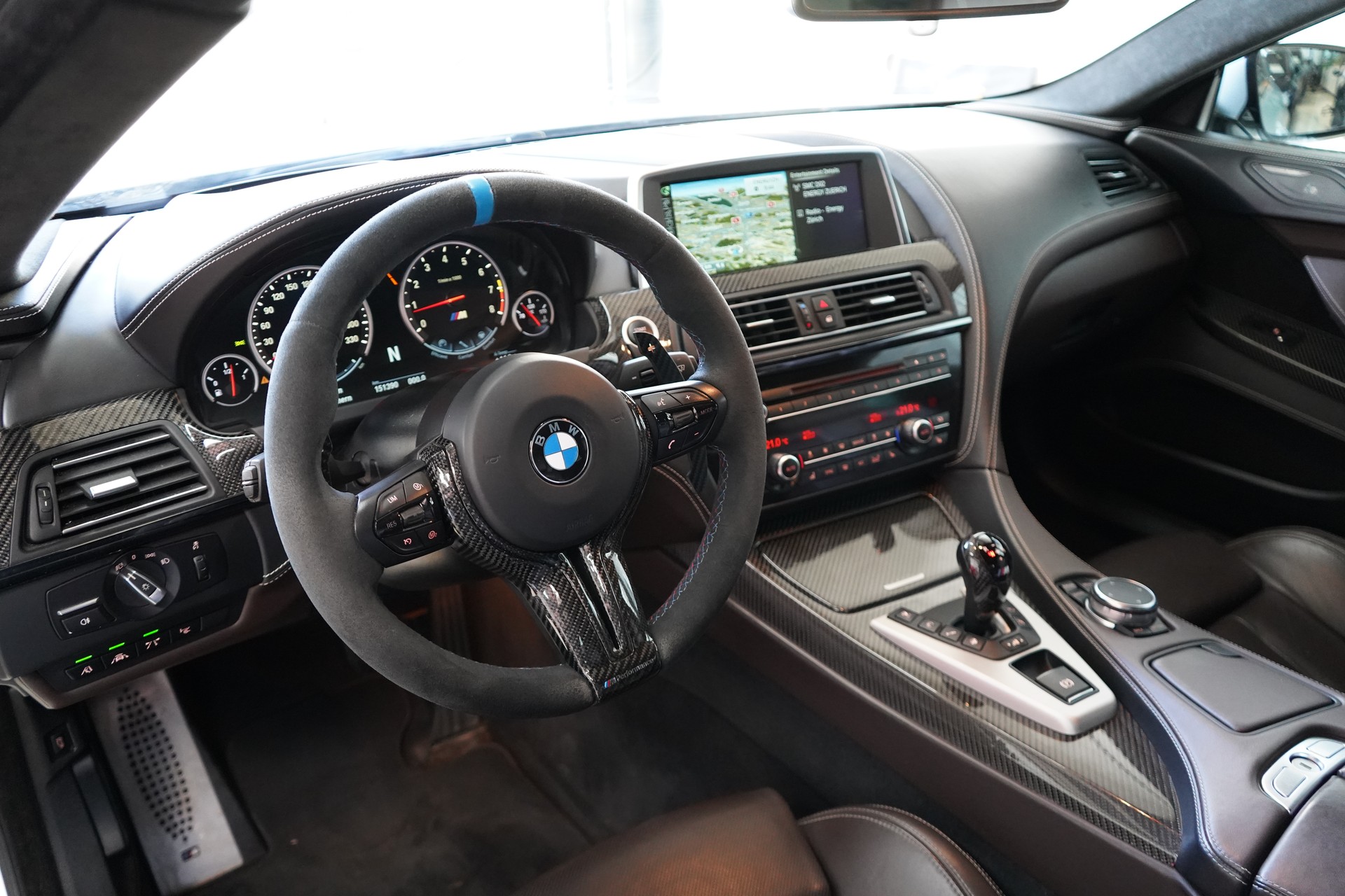 BMW M6 Gran Coupé Drivelogic / Frozen Silver Met. ** - 16