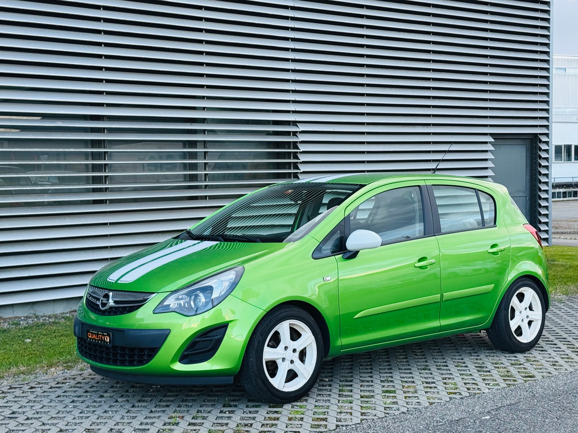 OPEL Corsa 1.4 TP Color Edition - 3