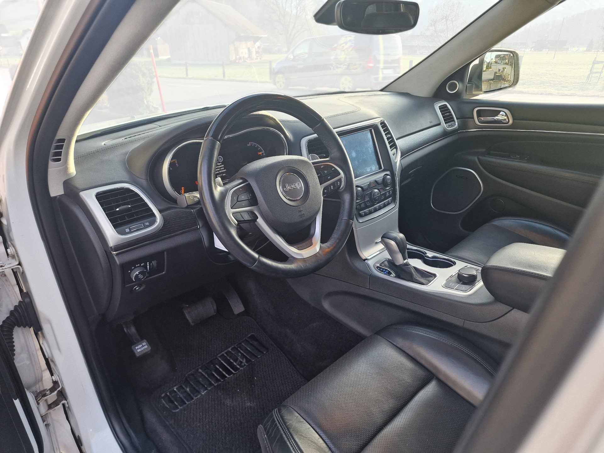 JEEP Grand Cherokee 3.0 CRD Summit Automatic 8xAlu Standheiz 24Mt Gara - 9