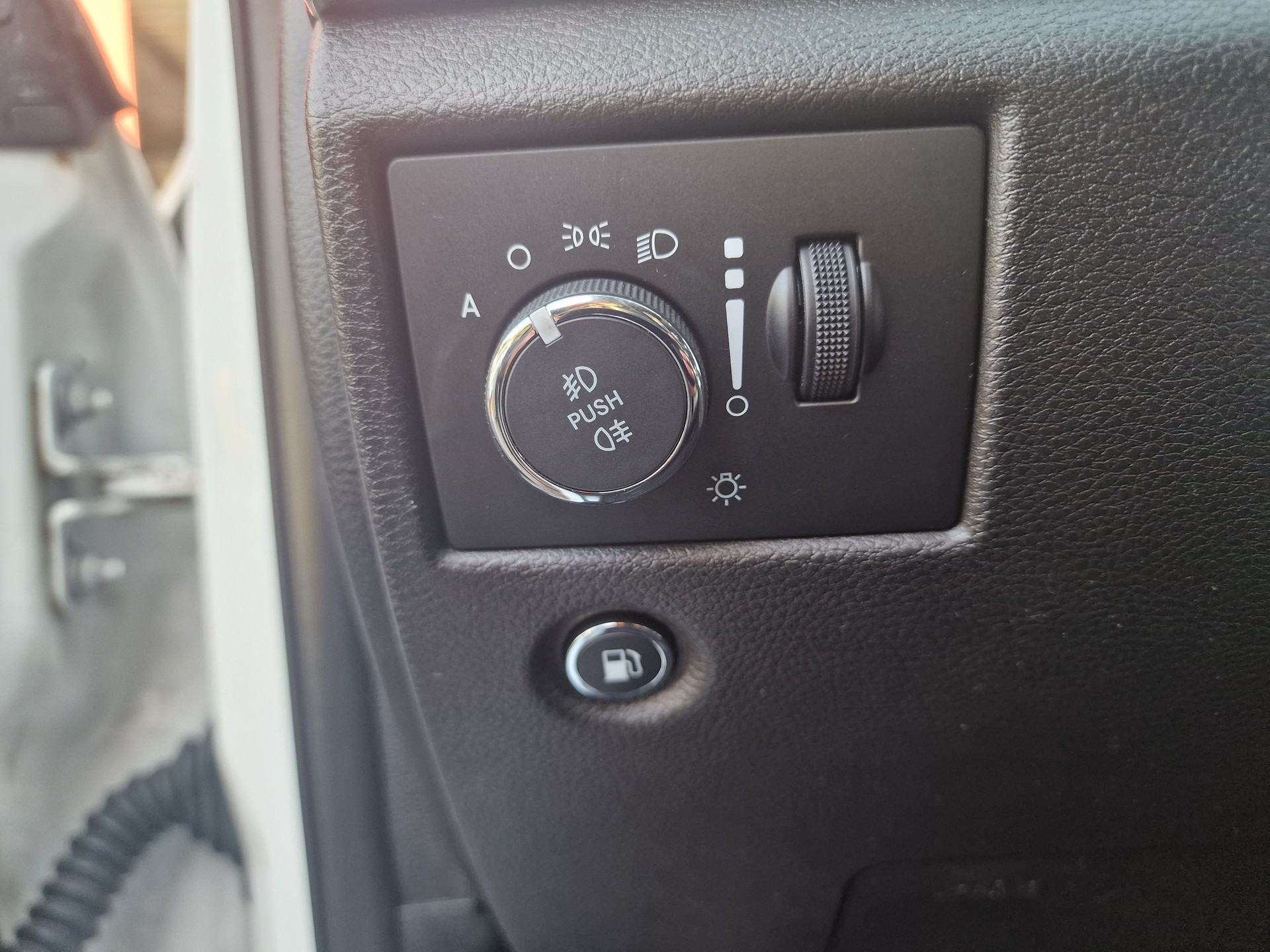 JEEP Grand Cherokee 3.0 CRD Summit Automatic 8xAlu Standheiz 24Mt Gara - 21