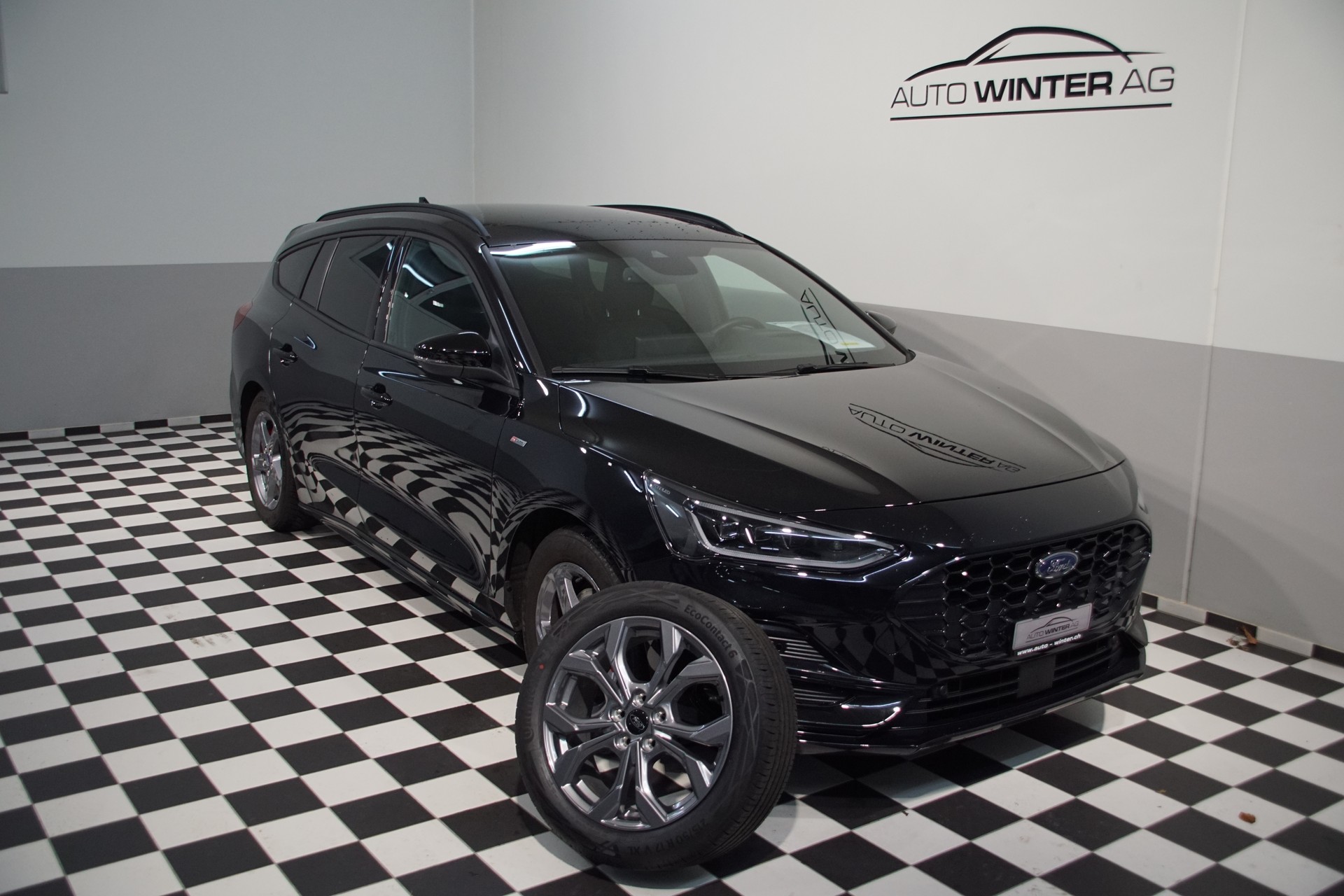 FORD Focus 1.0 SCTi **ST-Line X**