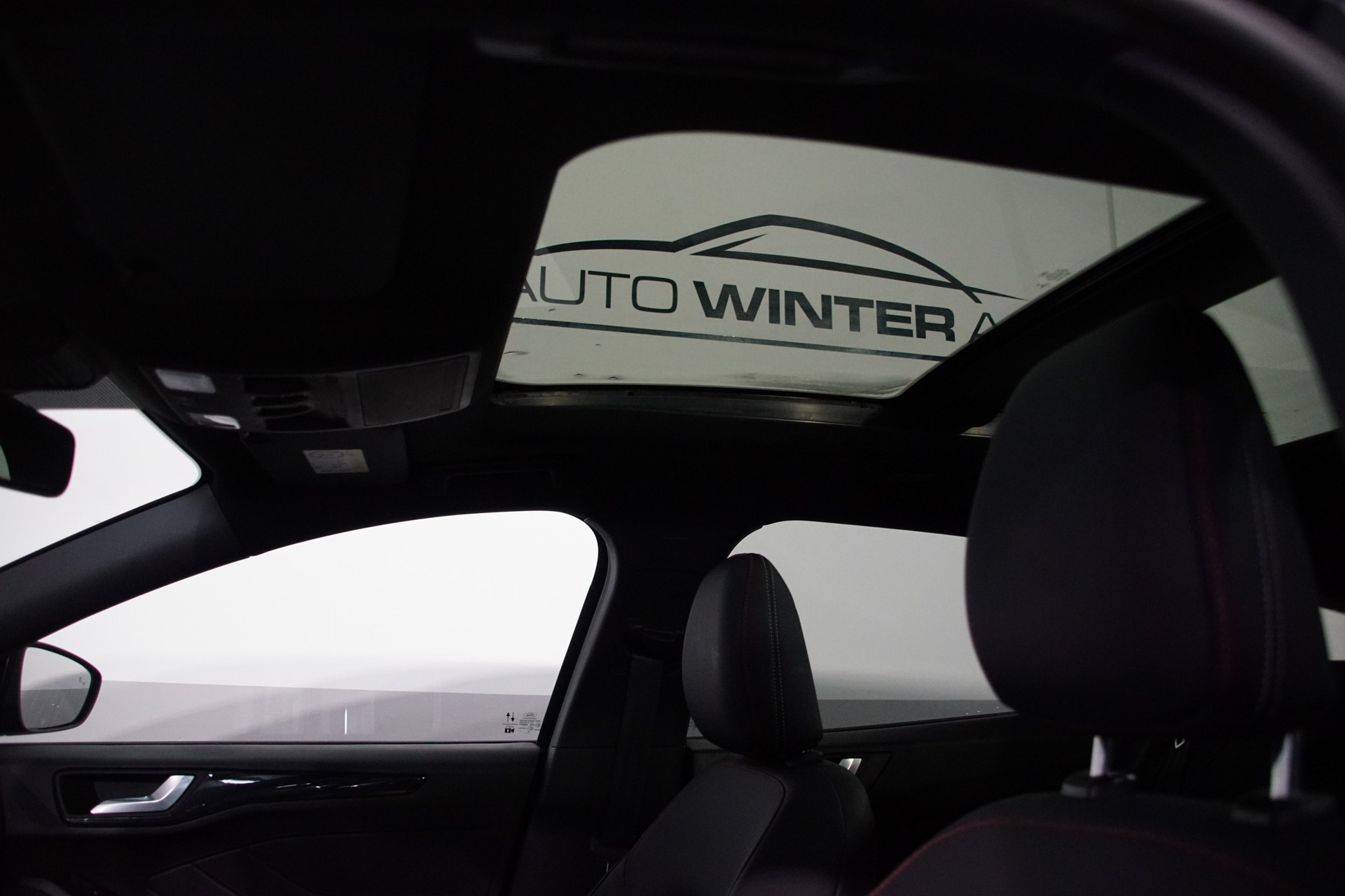 FORD Focus 1.0 SCTi **ST-Line X** - 15