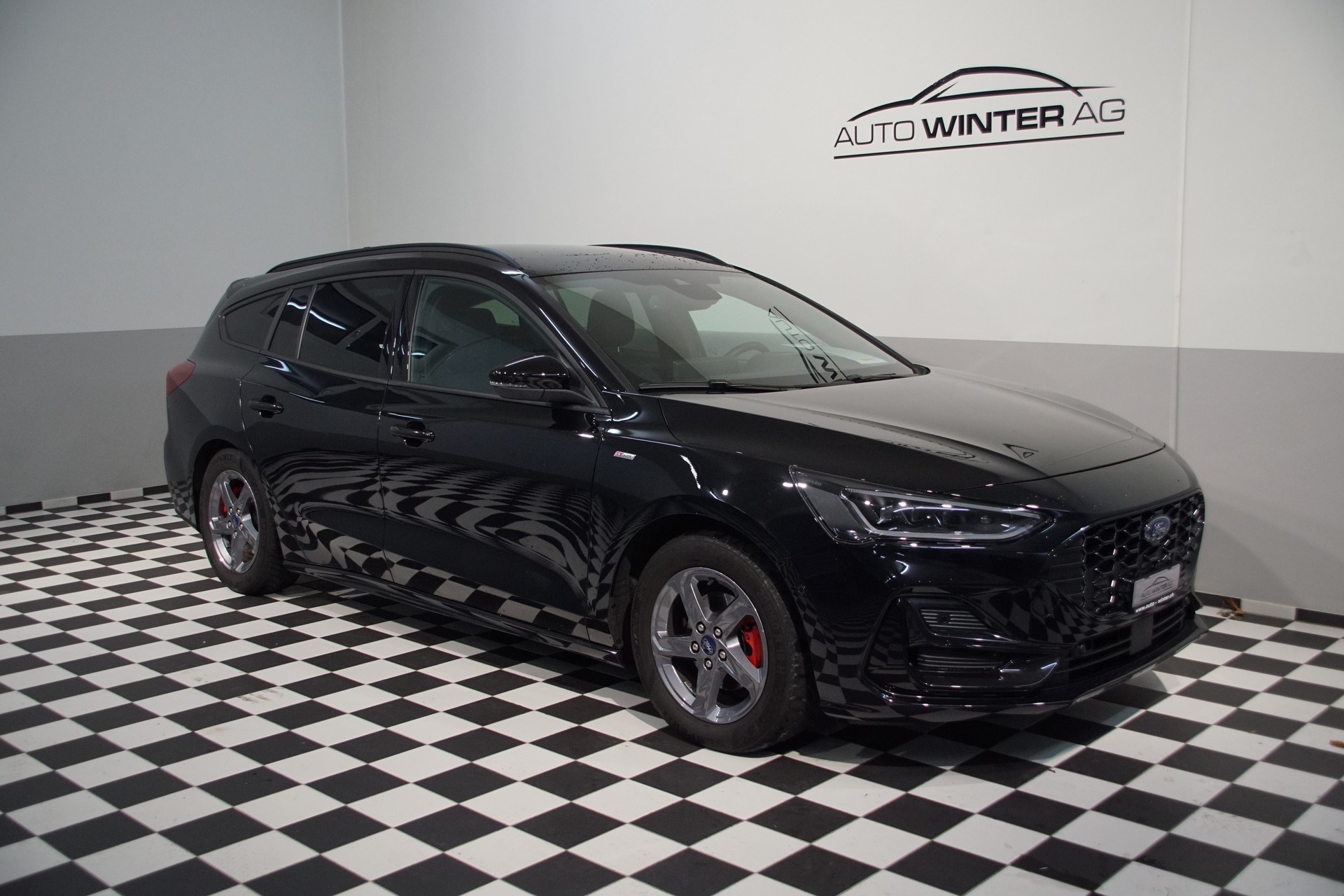 FORD Focus 1.0 SCTi **ST-Line X** - 2